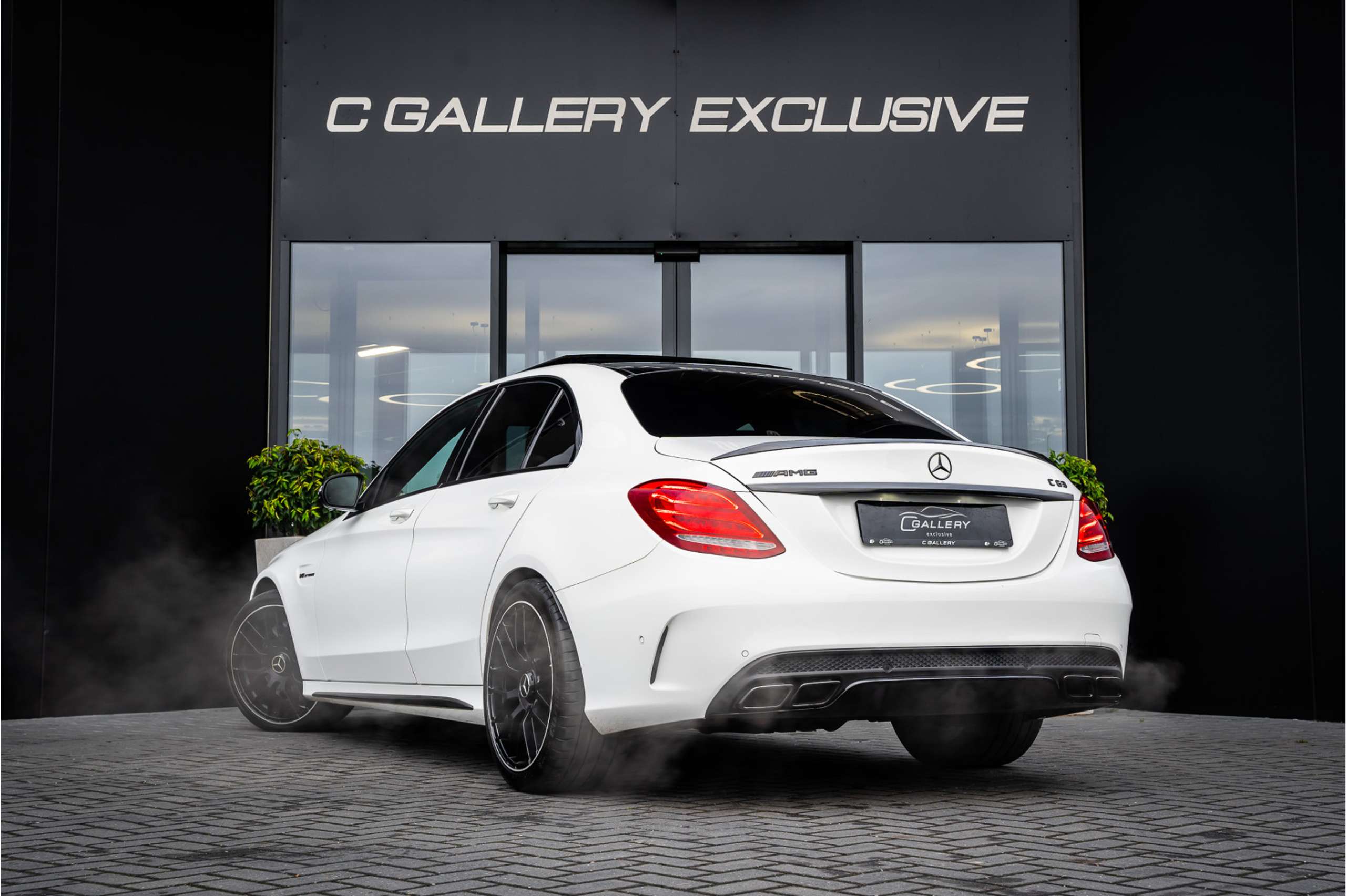 Mercedes-Benz - C 63 AMG