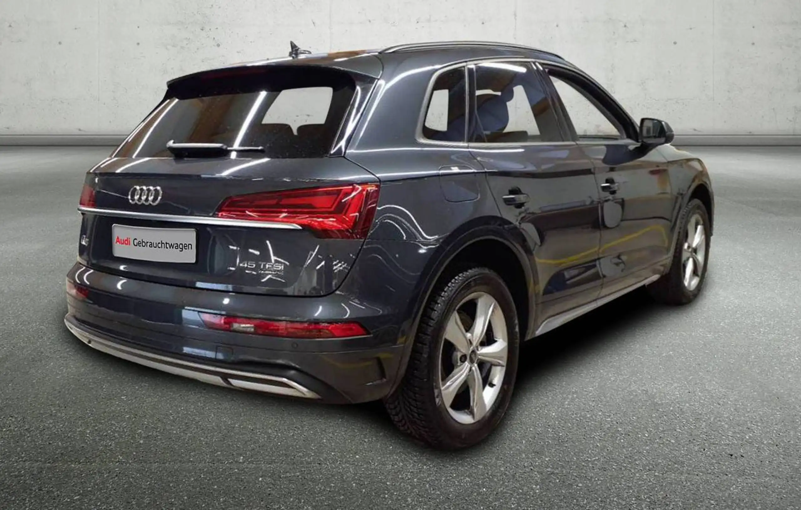 Audi - Q5