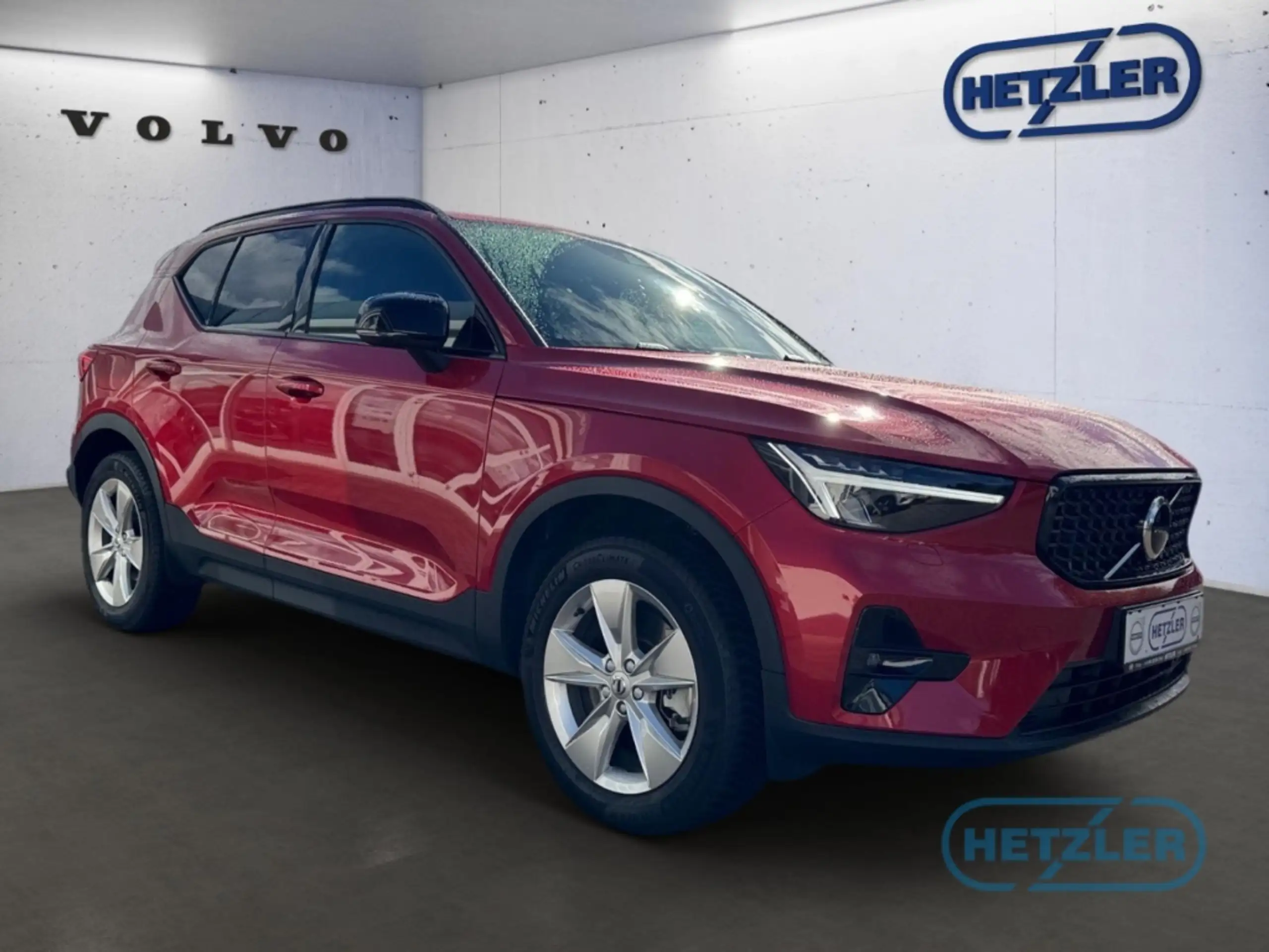 Volvo - XC40