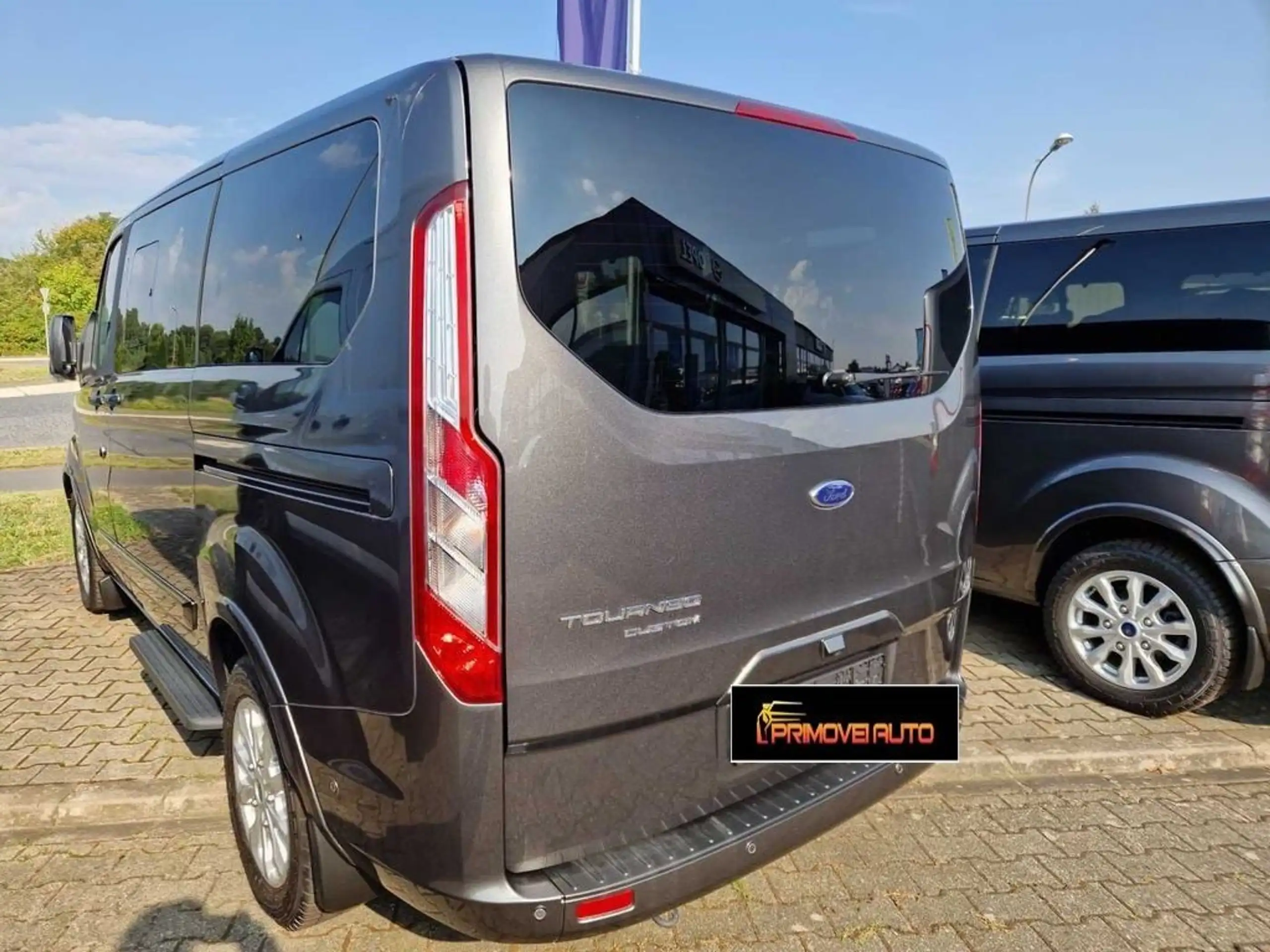 Ford - Tourneo Custom