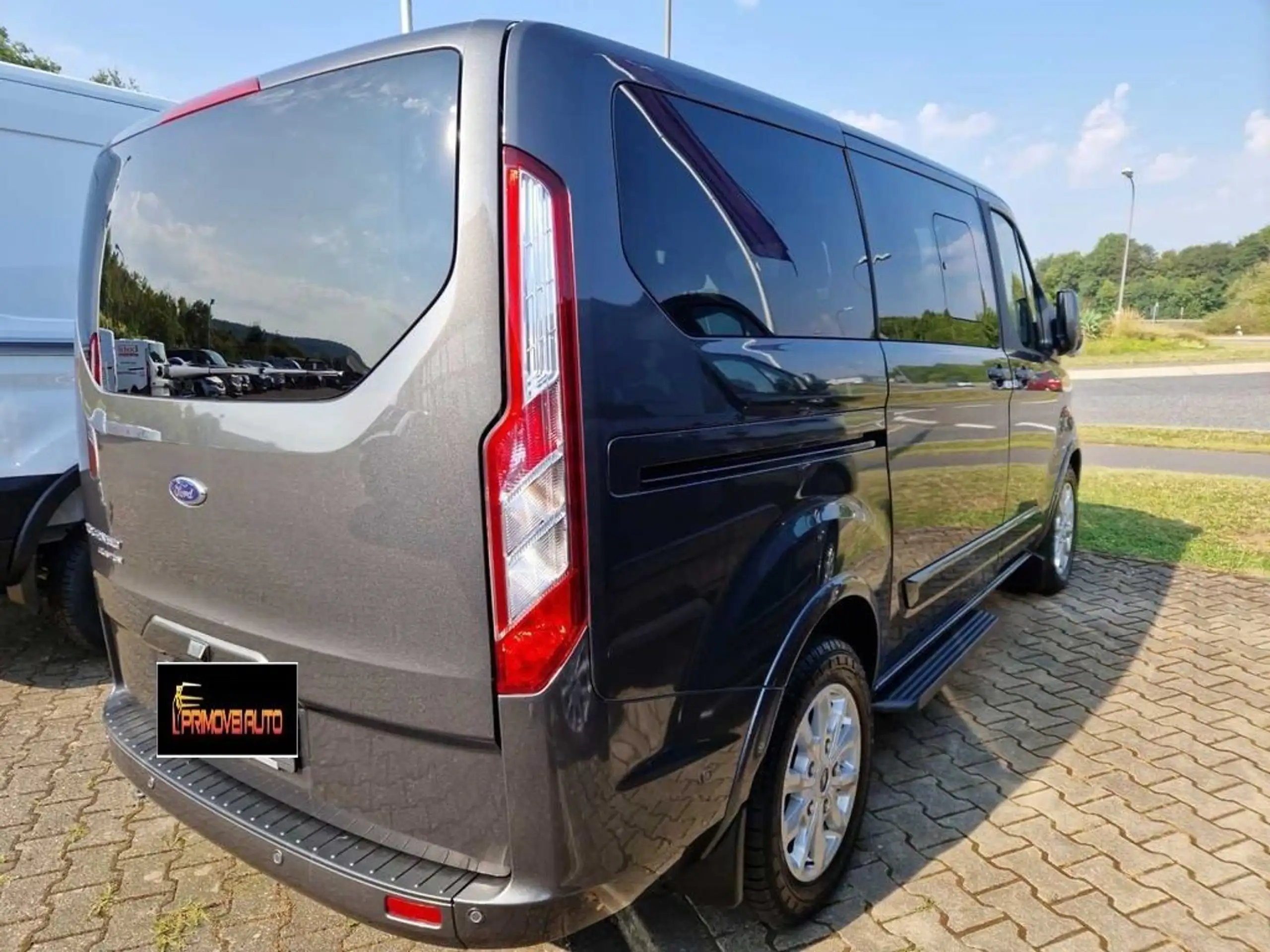 Ford - Tourneo Custom