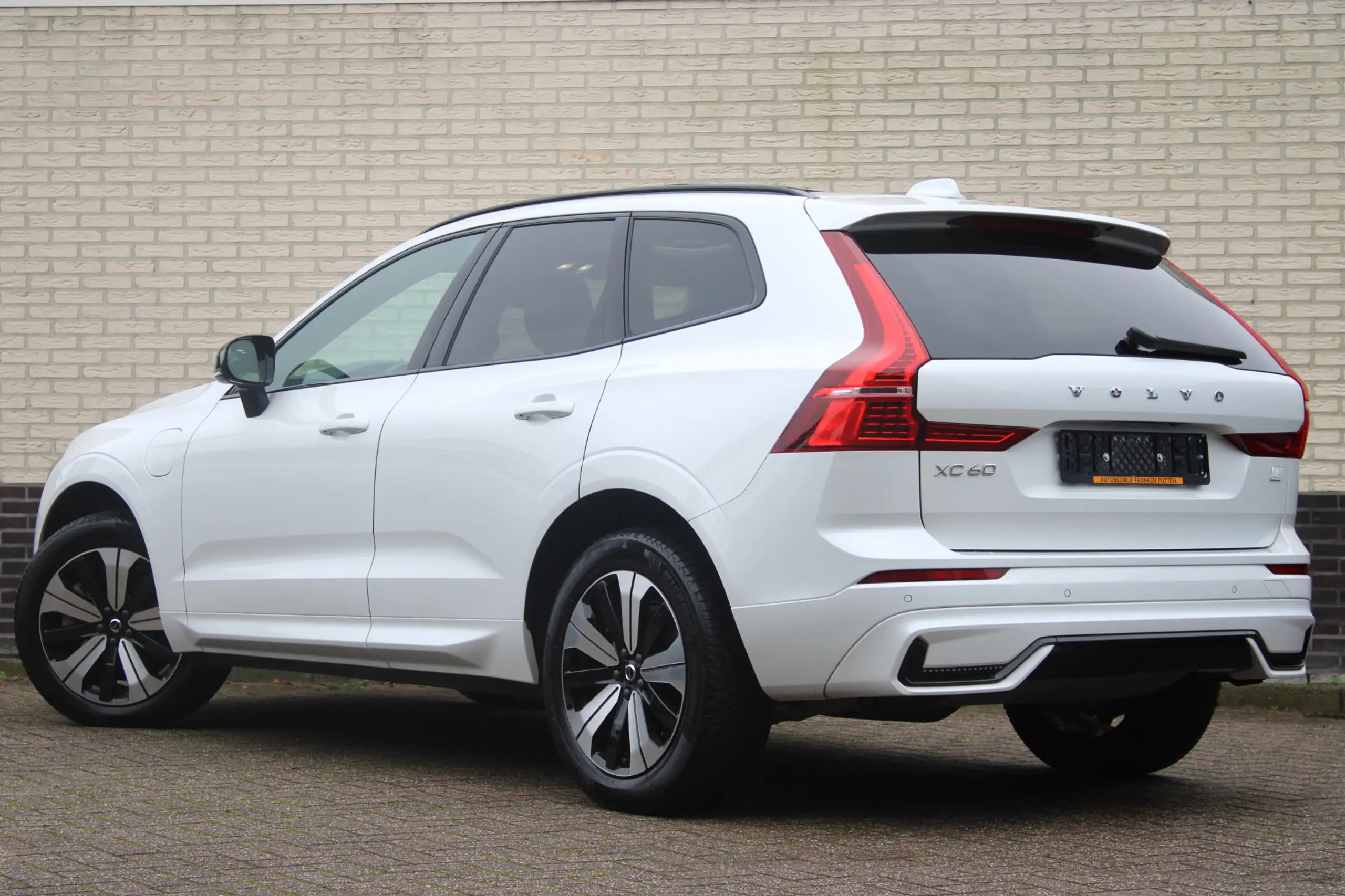 Volvo - XC60