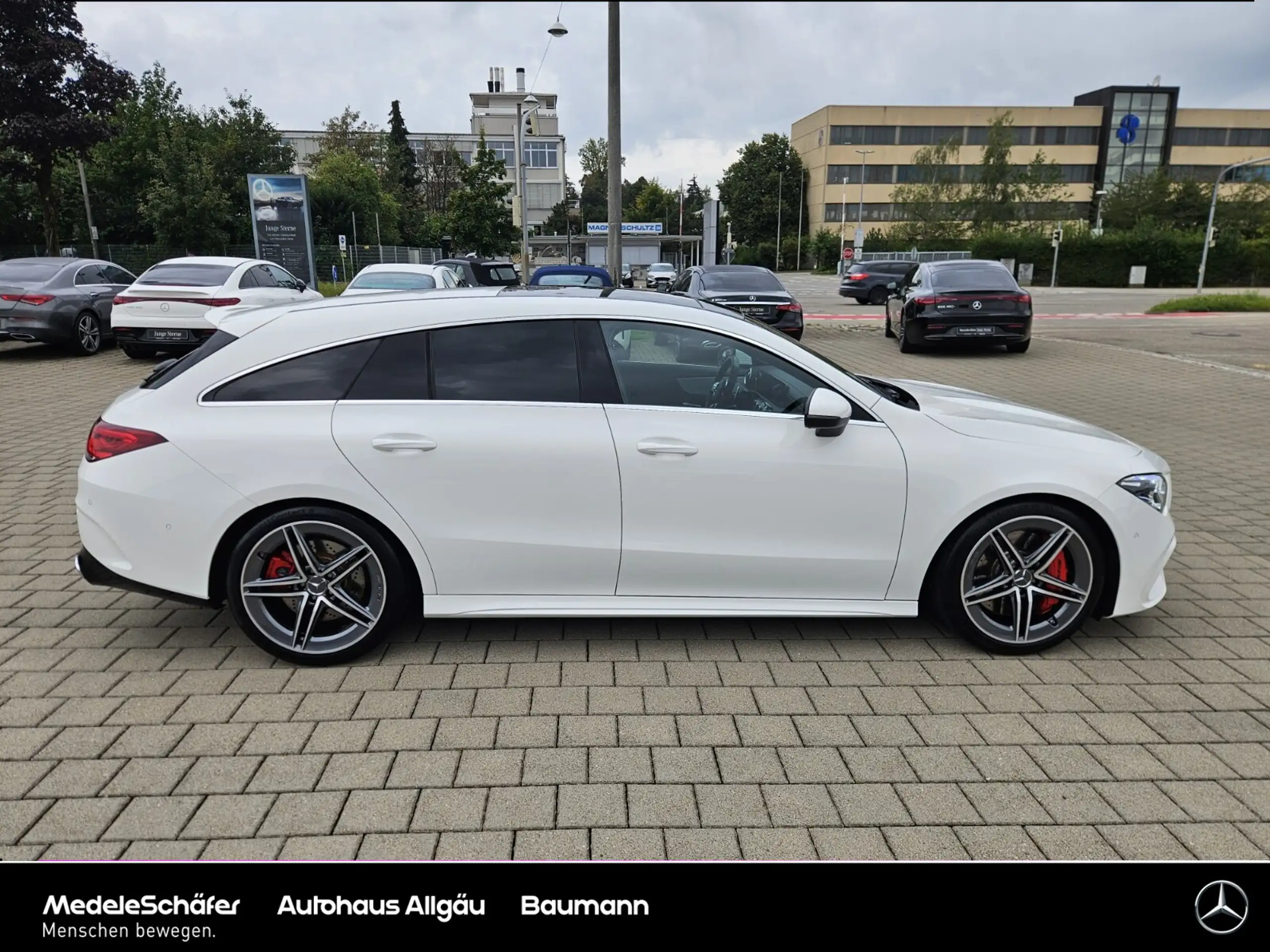 Mercedes-Benz - CLA 45 AMG