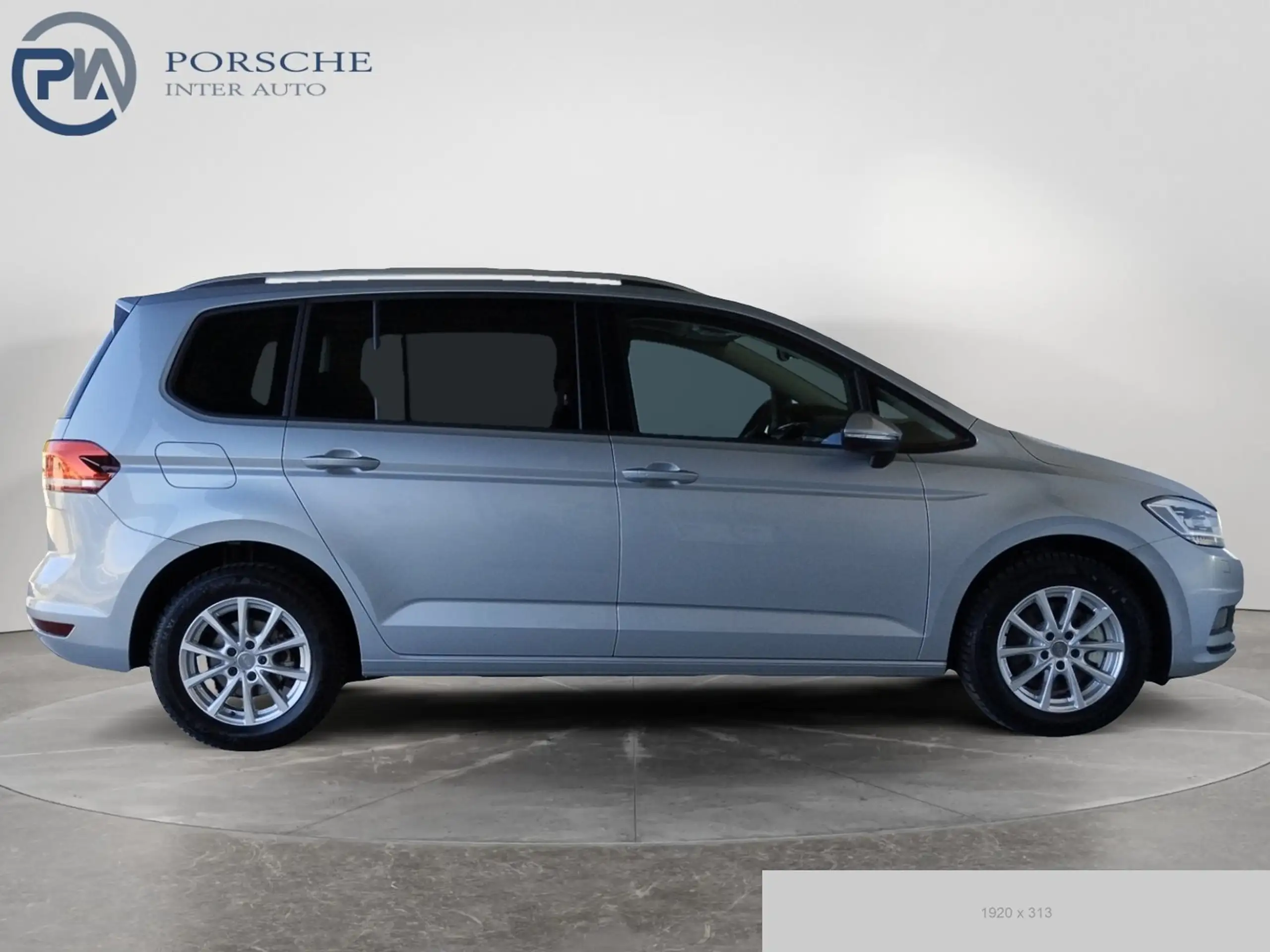 Volkswagen - Touran