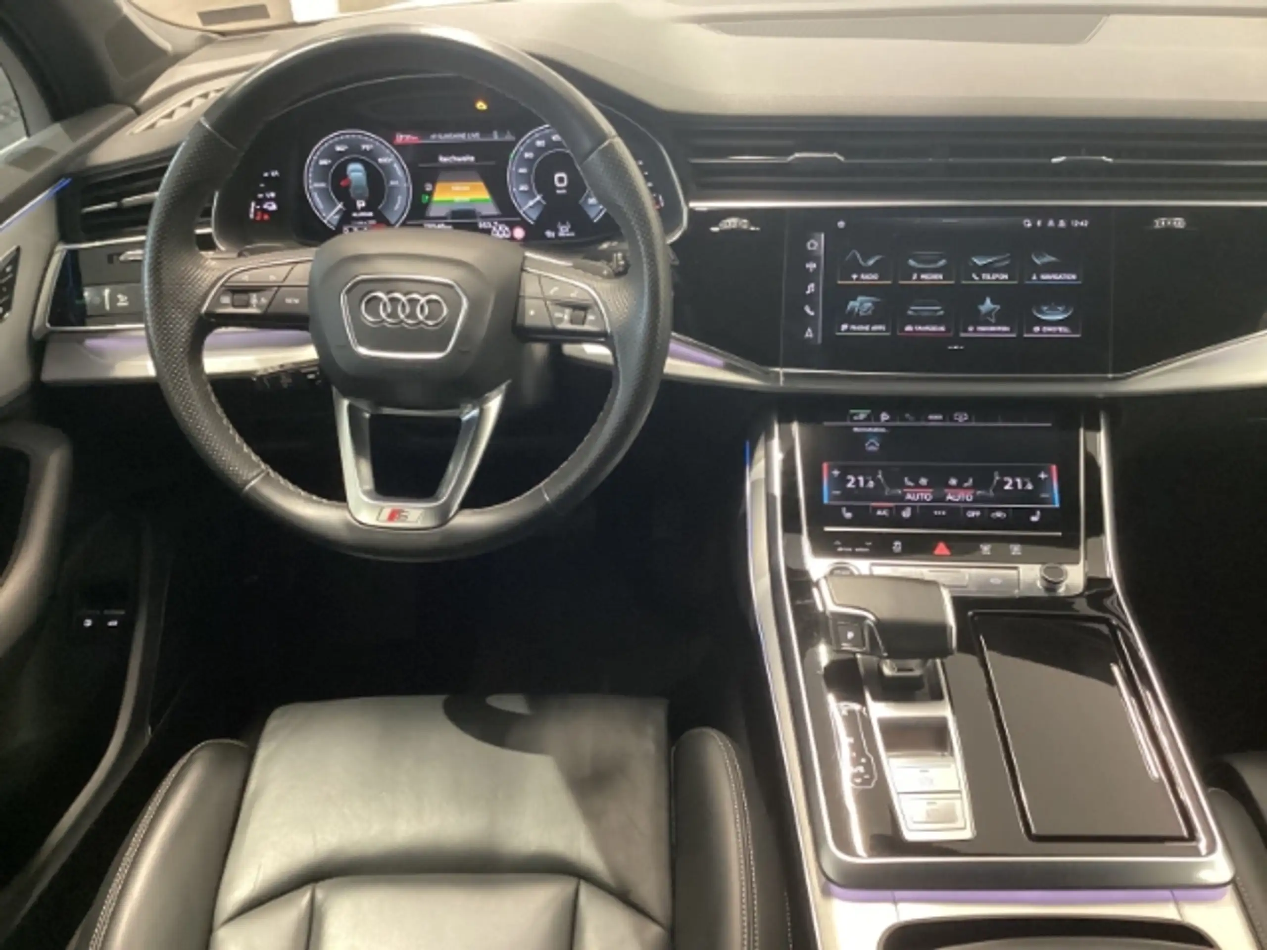 Audi - Q7