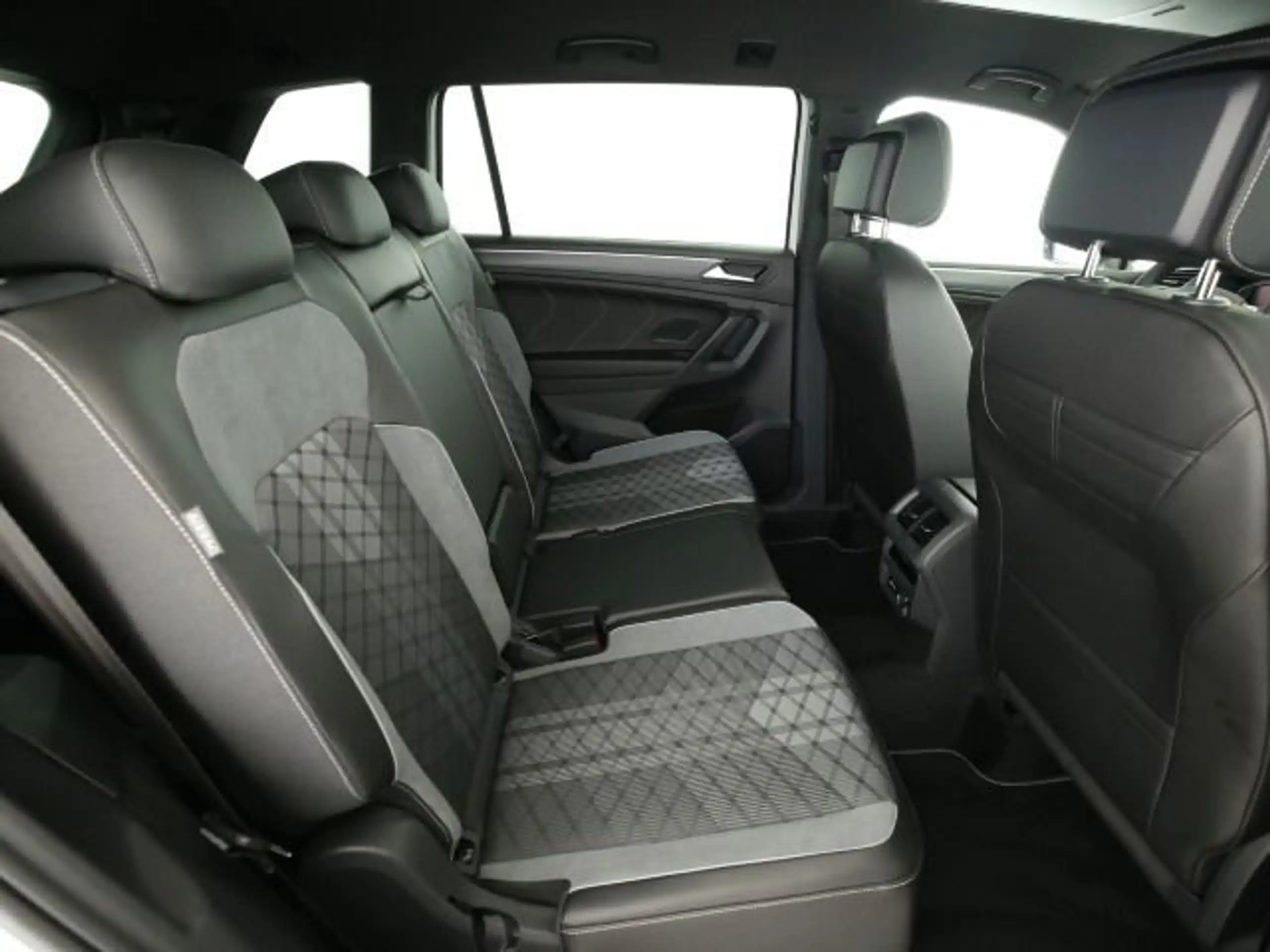 Volkswagen - Tiguan Allspace