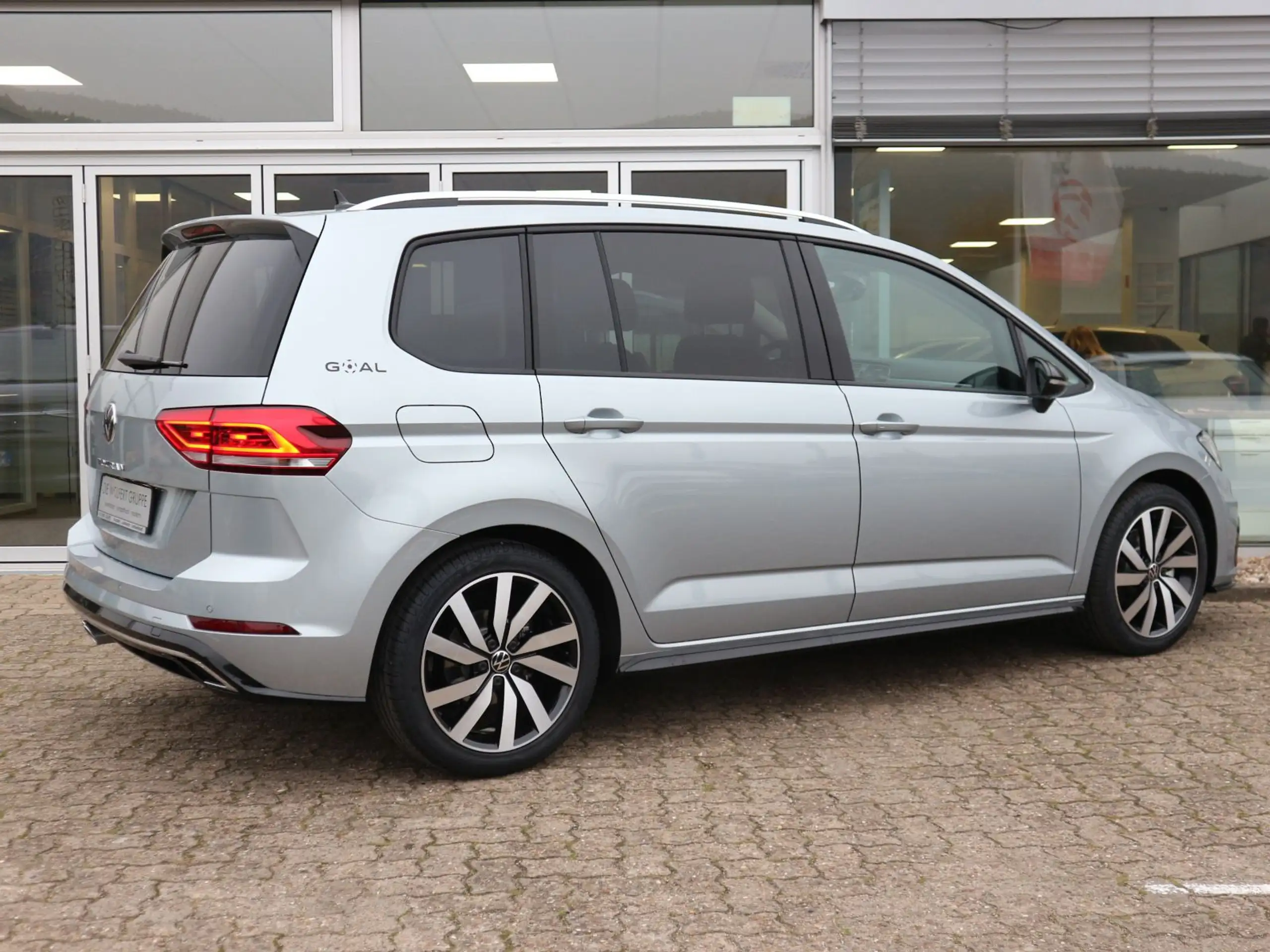 Volkswagen - Touran