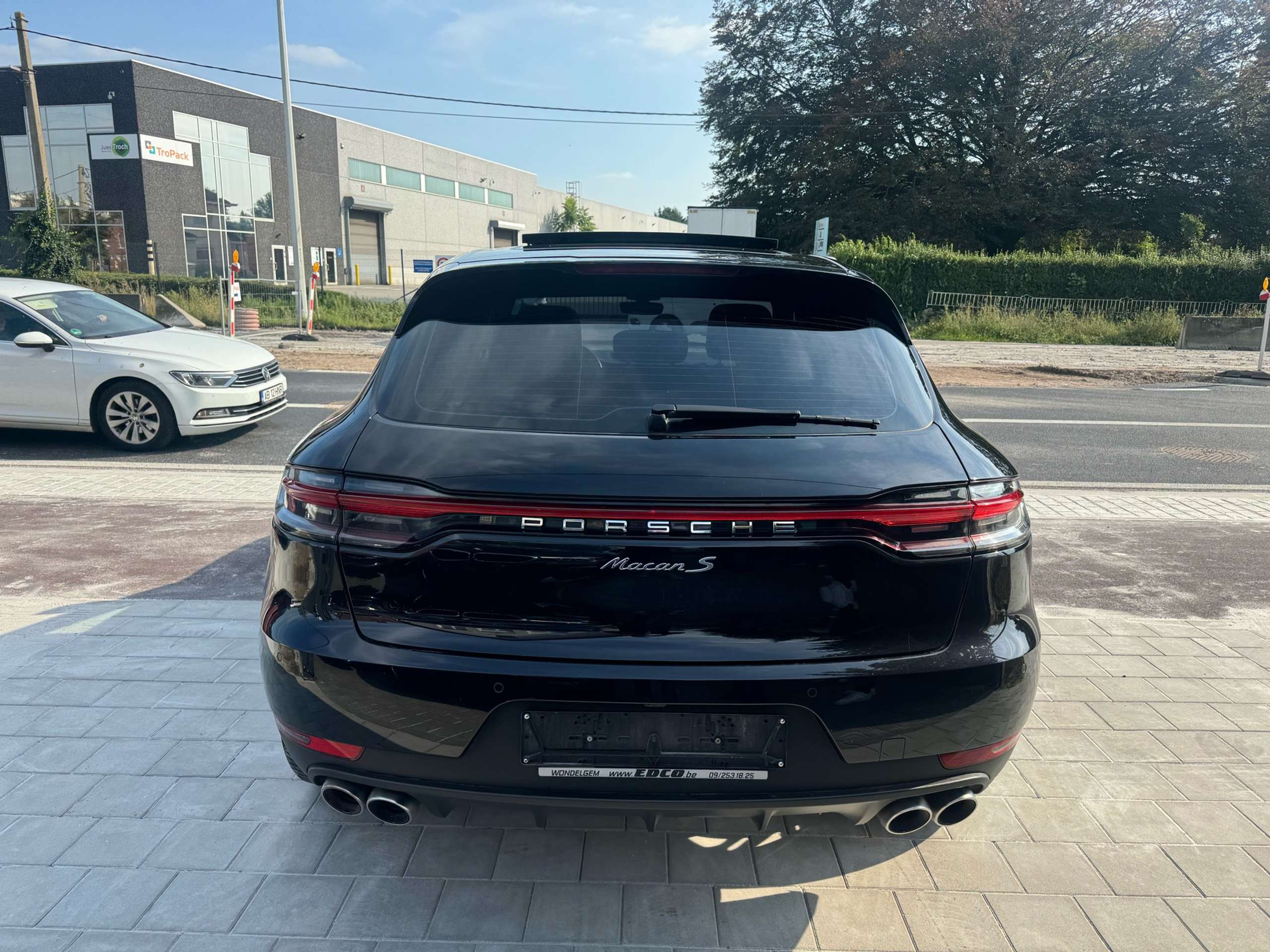 Porsche - Macan