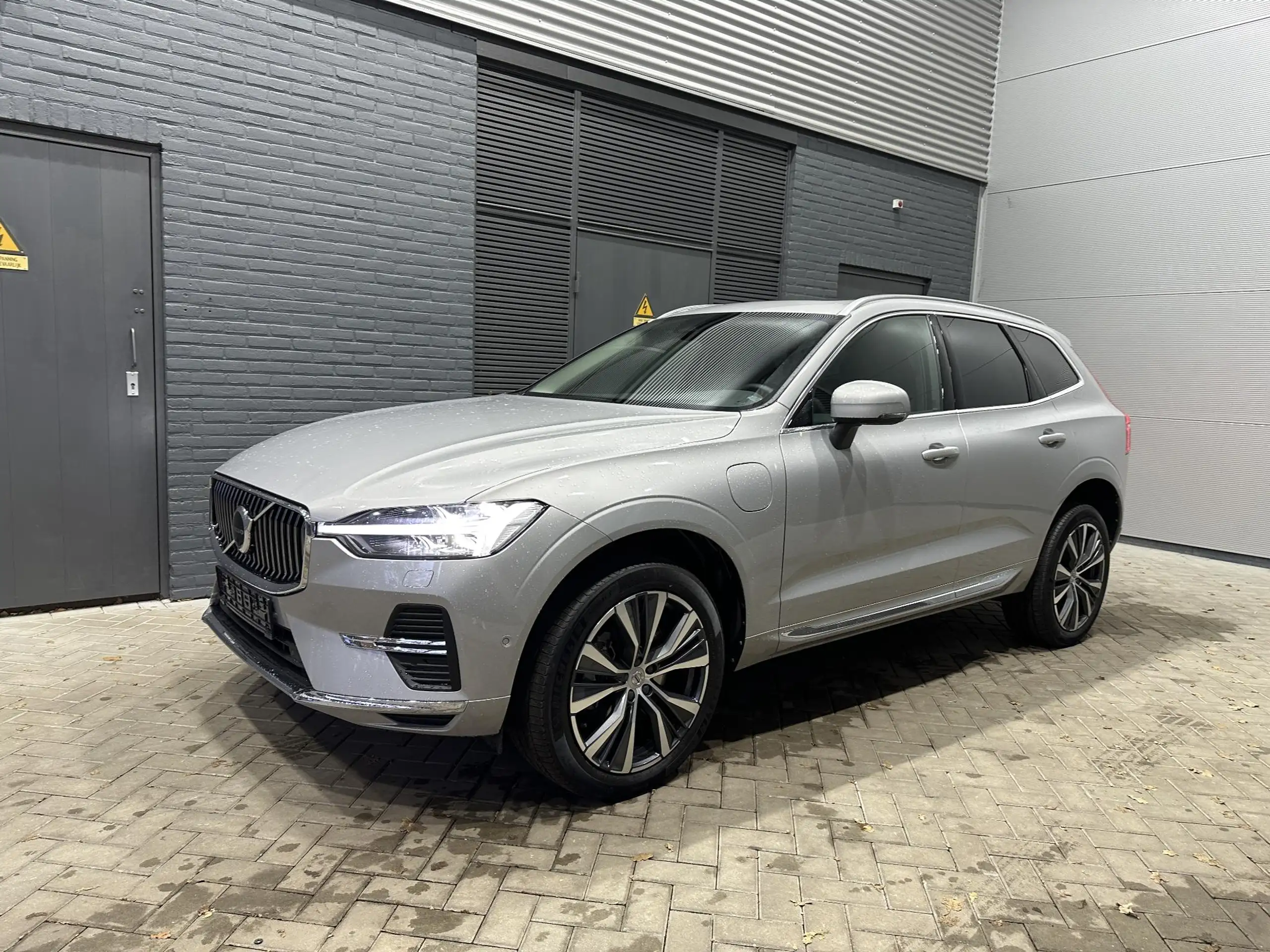 Volvo - XC60