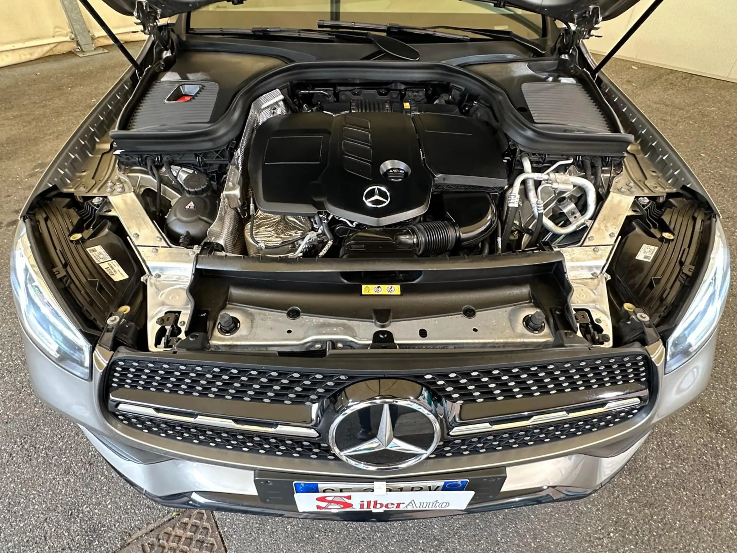 Mercedes-Benz - GLC 220