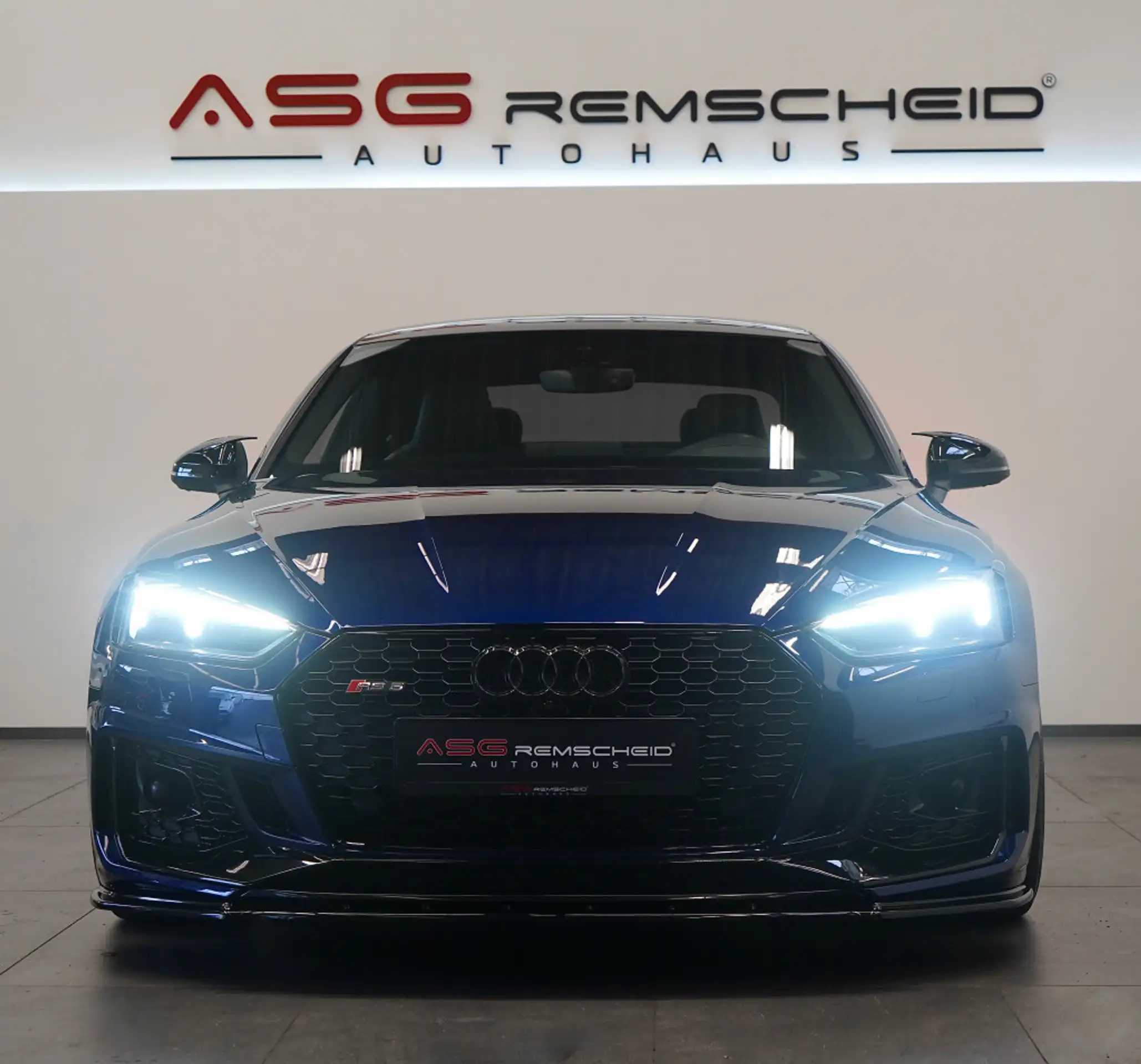 Audi - RS5