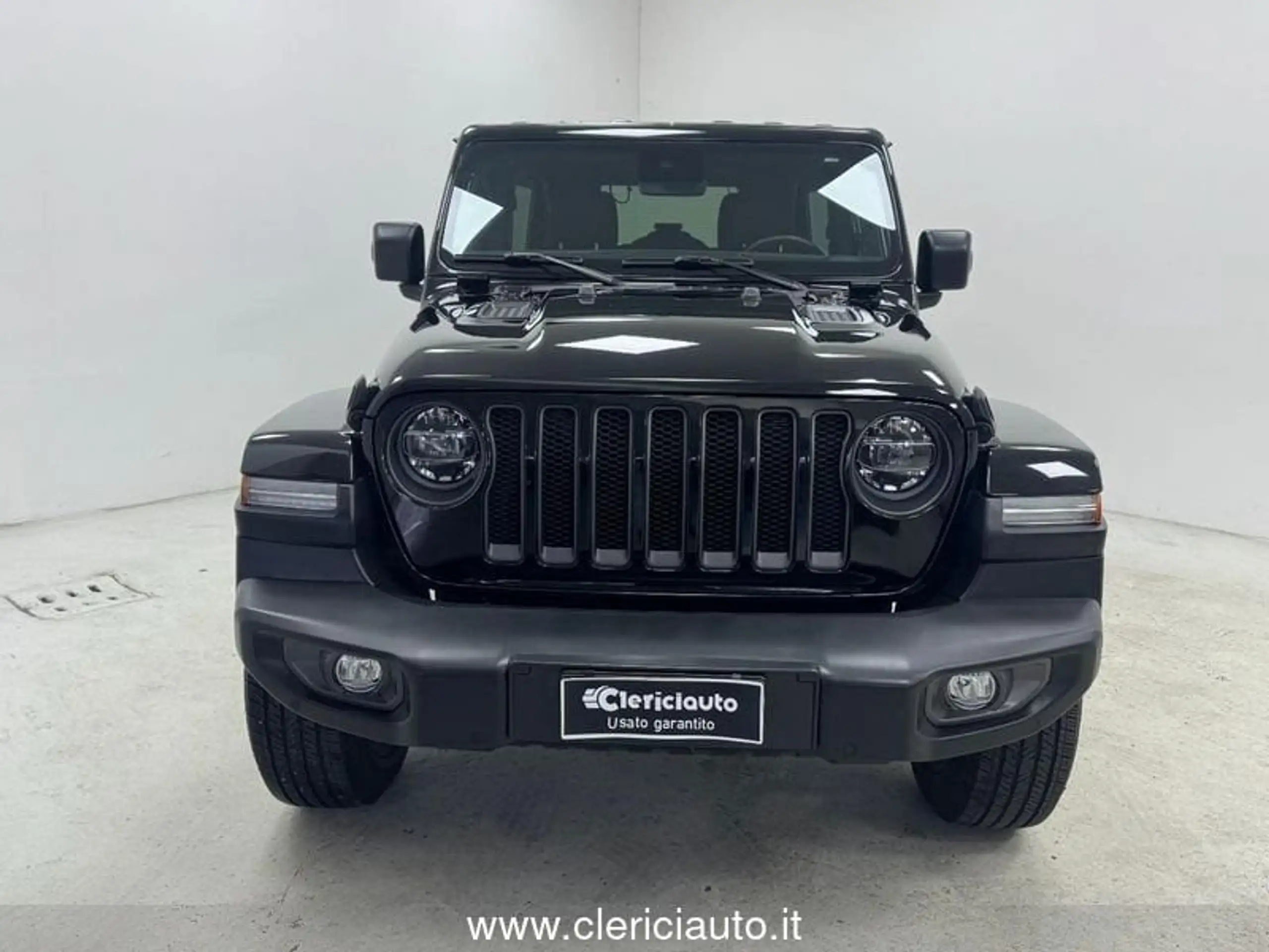 Jeep - Wrangler