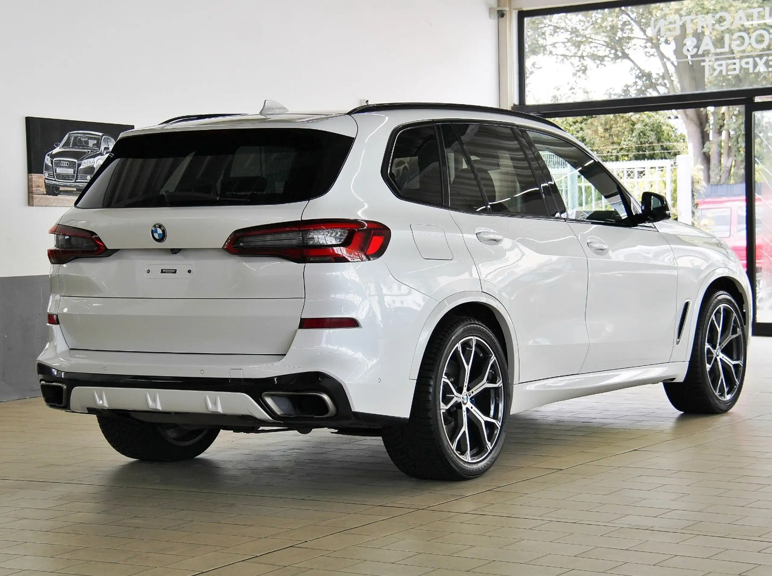 BMW - X5 M