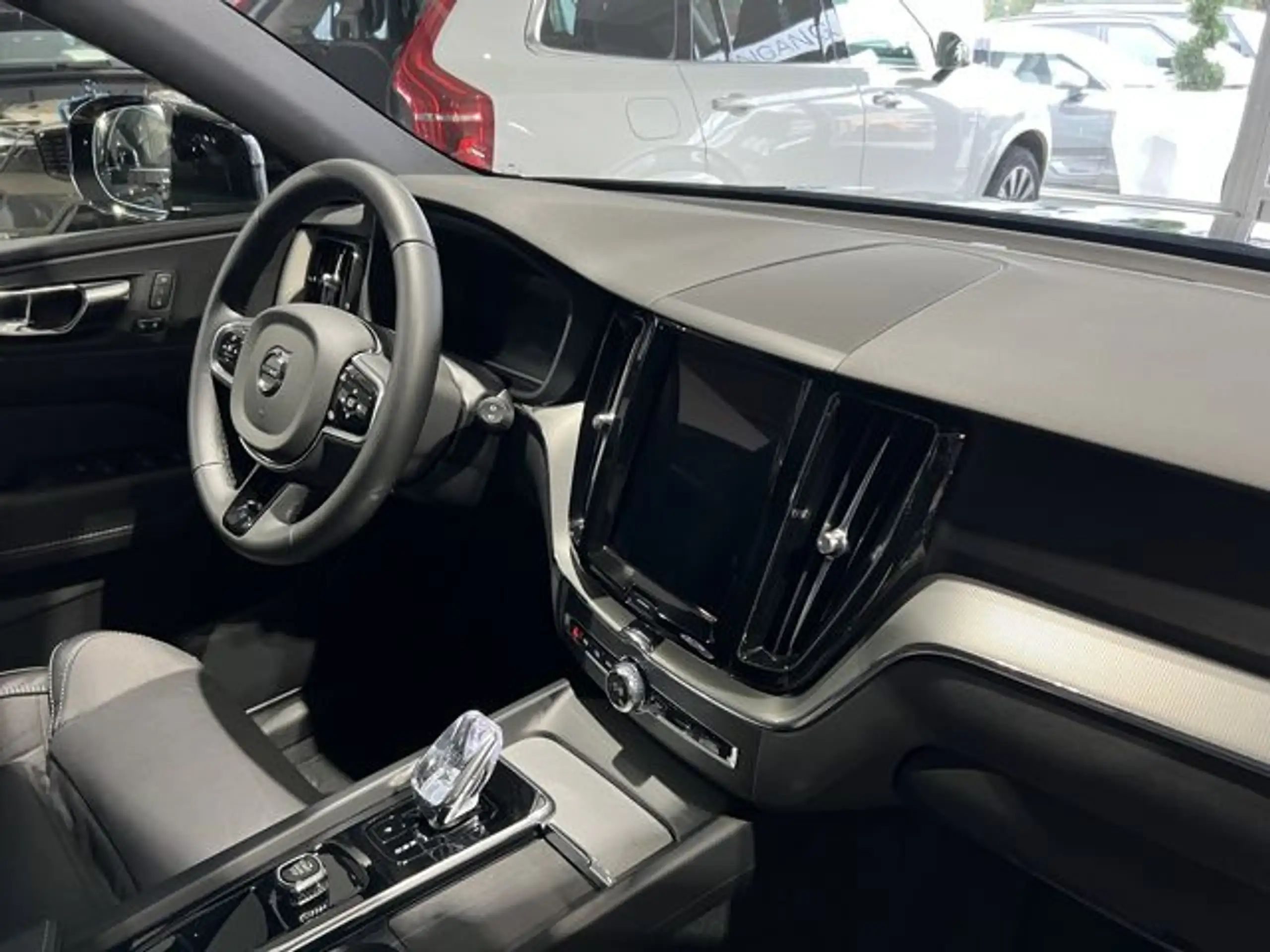 Volvo - XC60