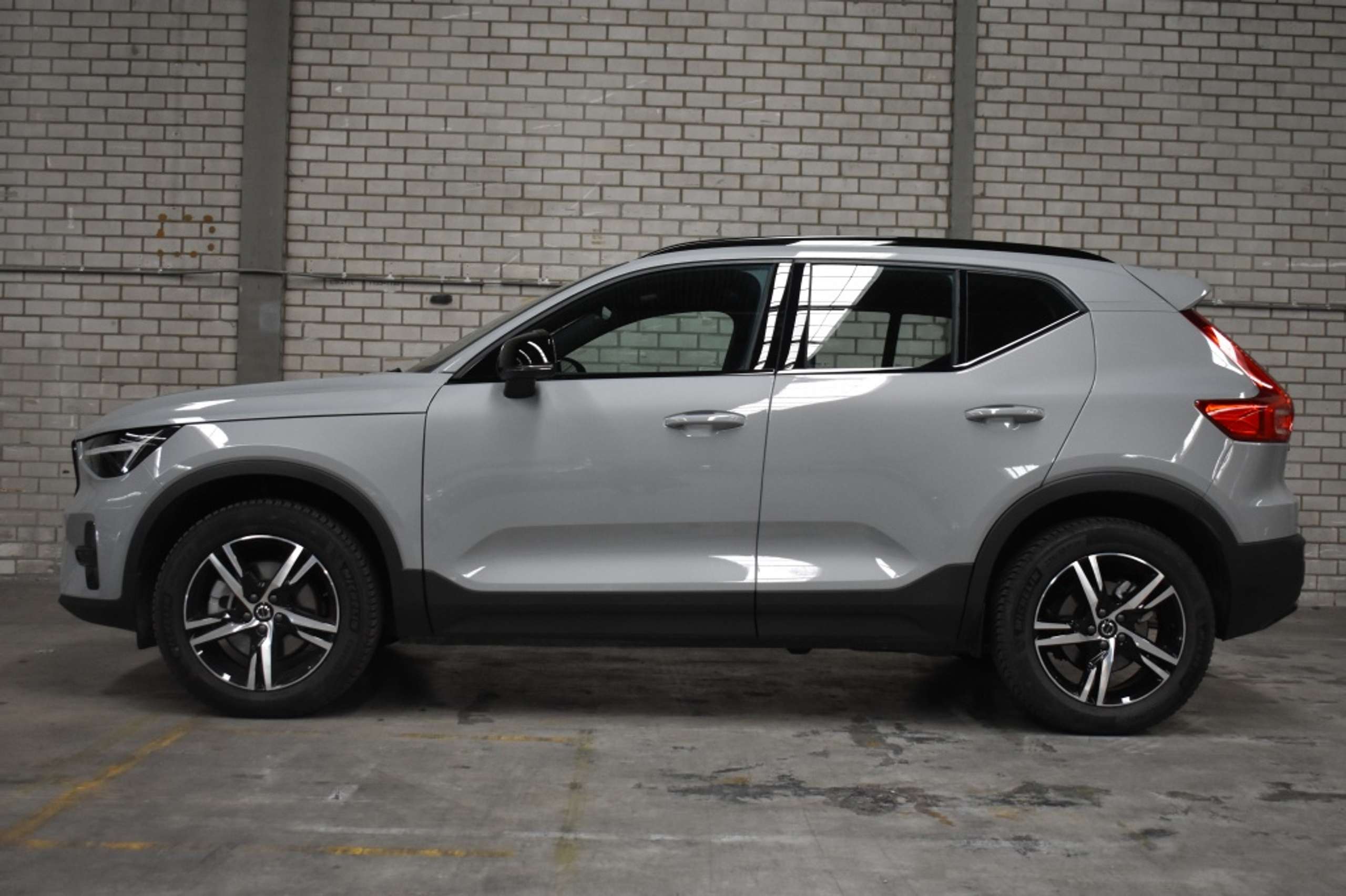 Volvo - XC40