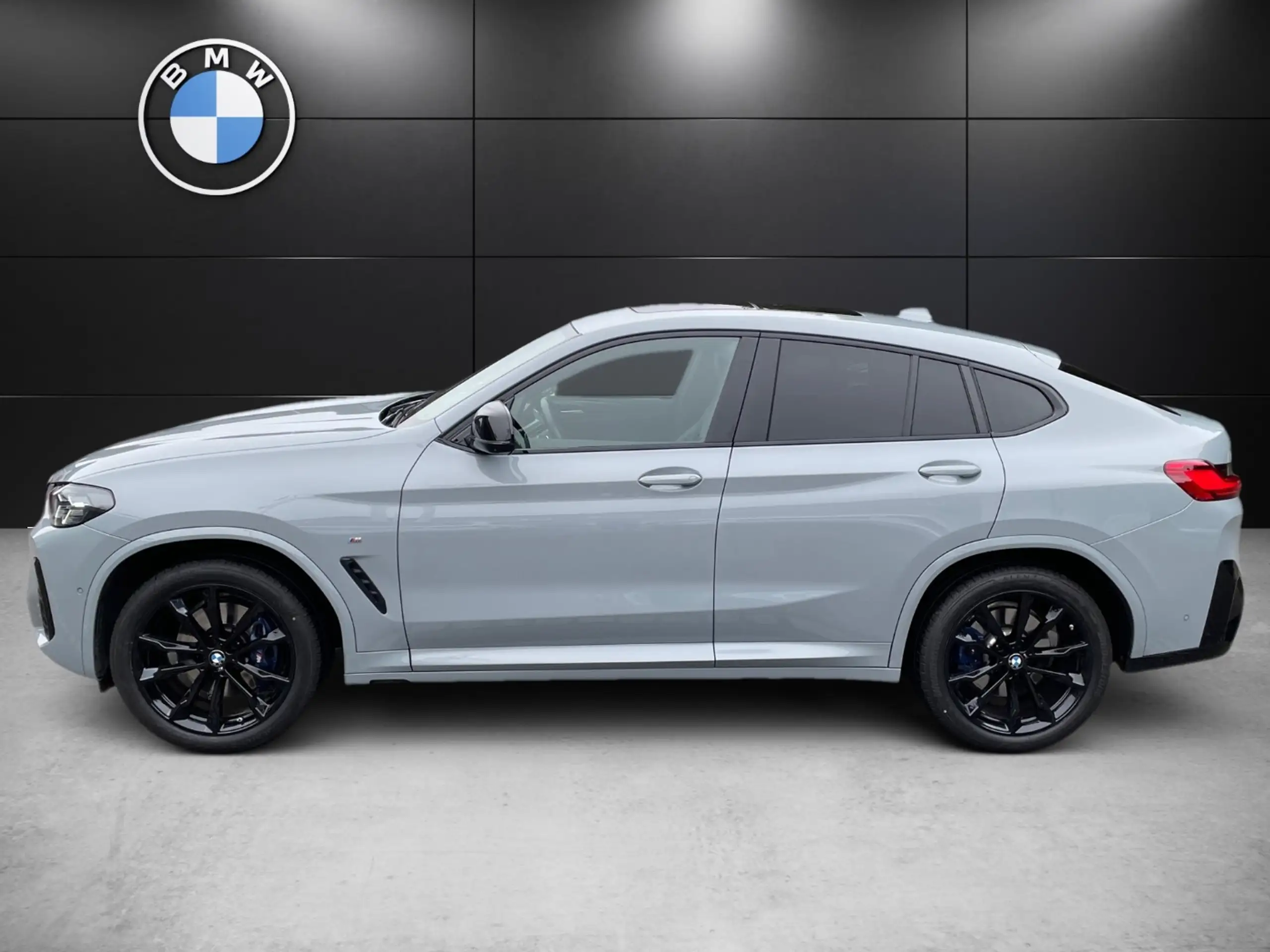 BMW - X4 M