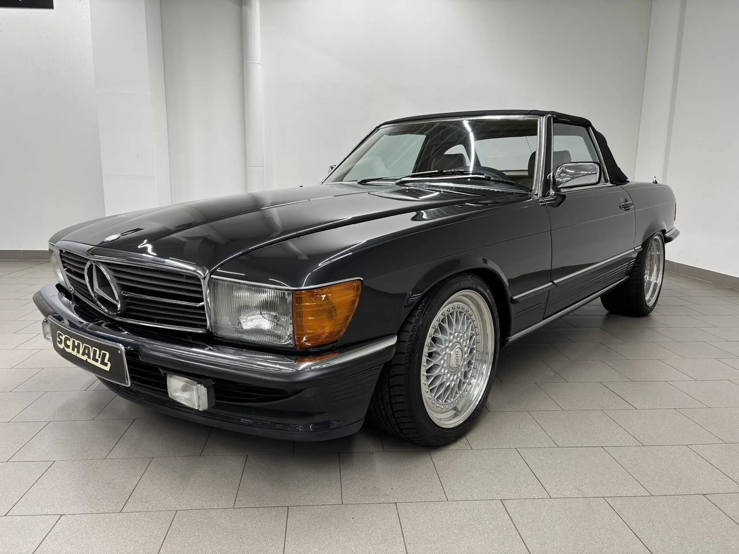 Mercedes-Benz - SL 300