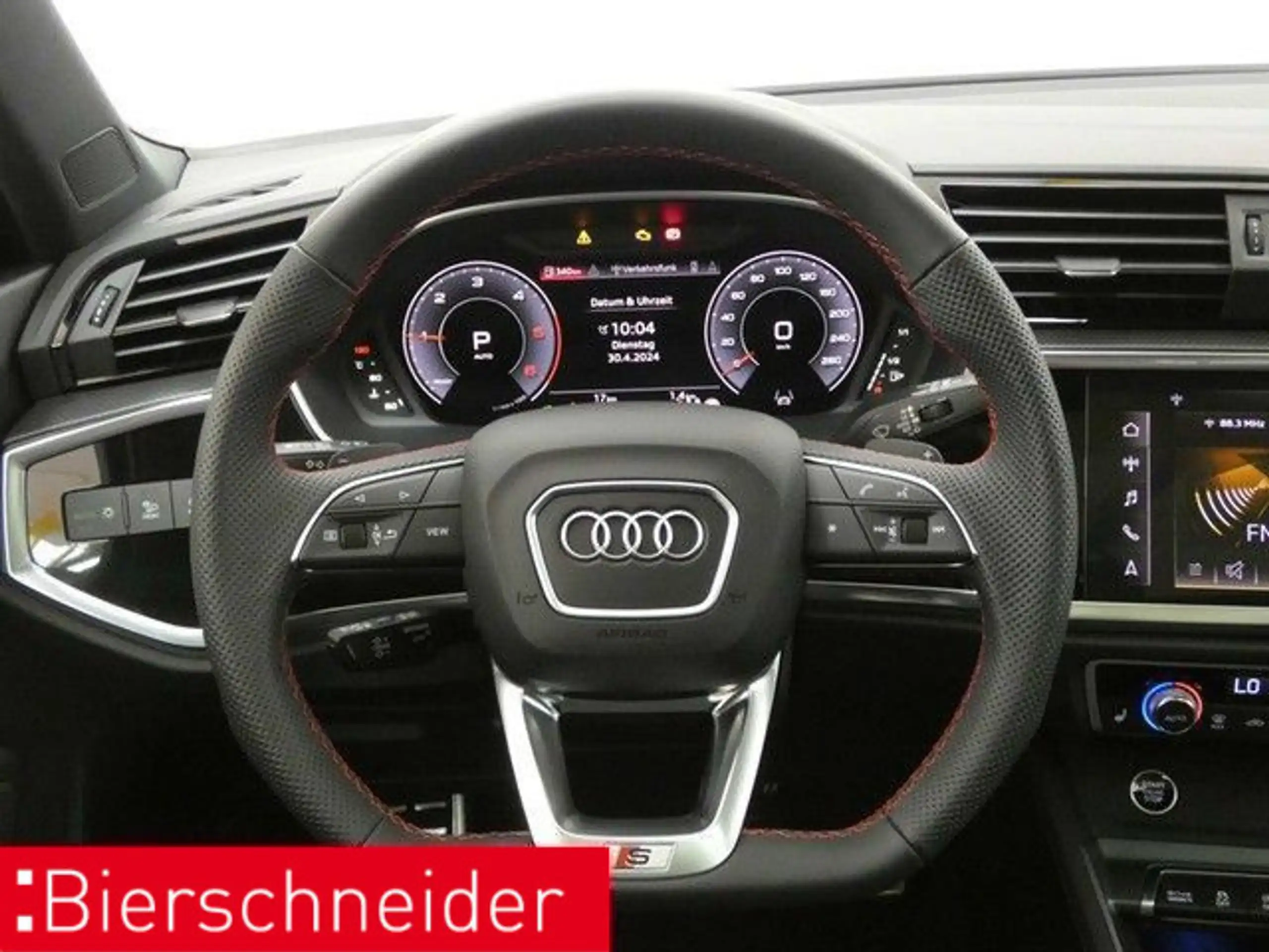 Audi - Q3