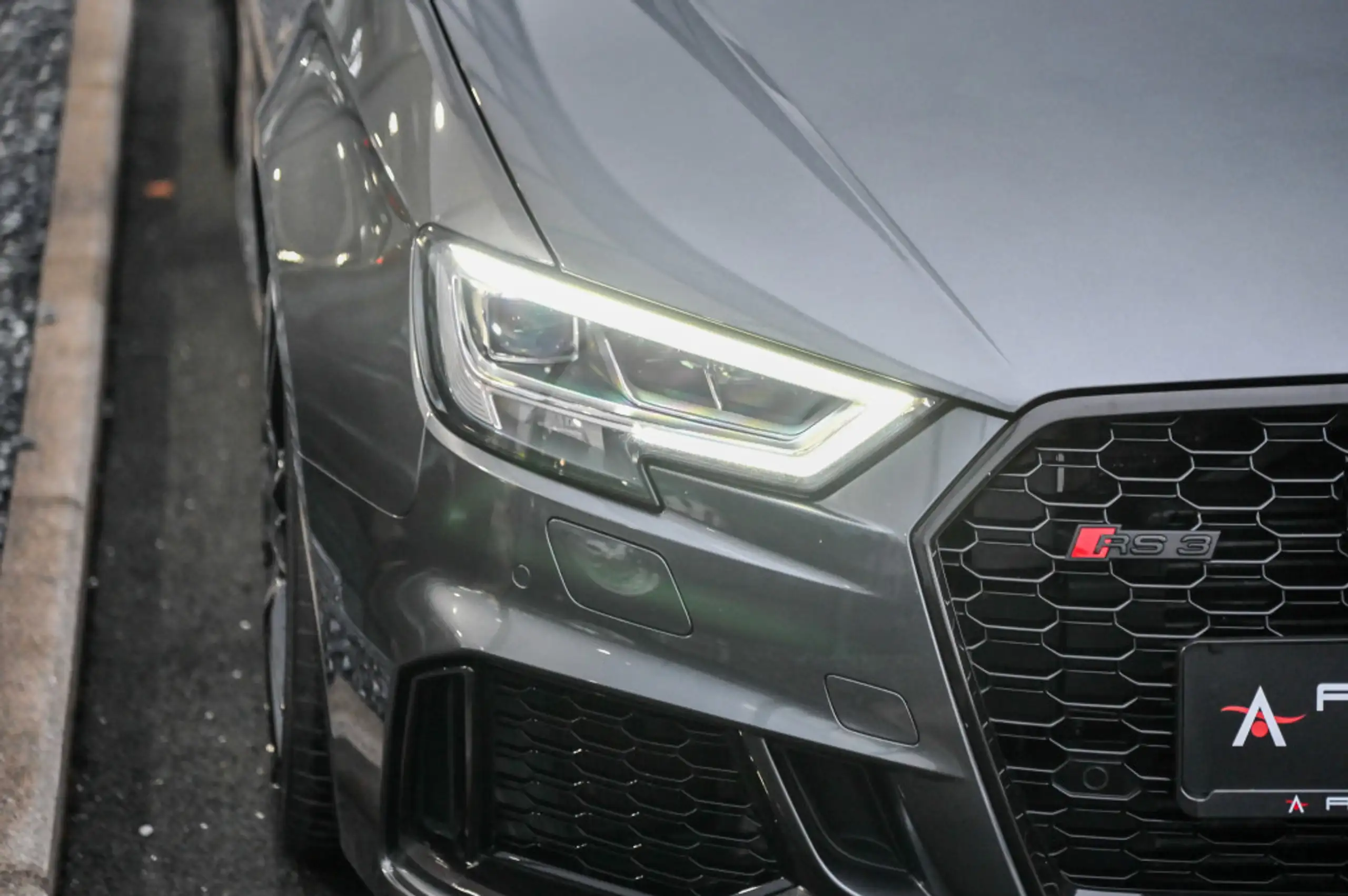 Audi - RS3