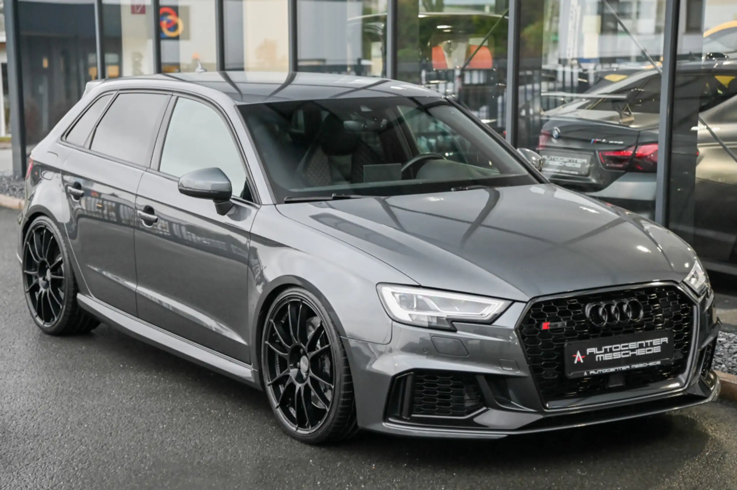 Audi - RS3