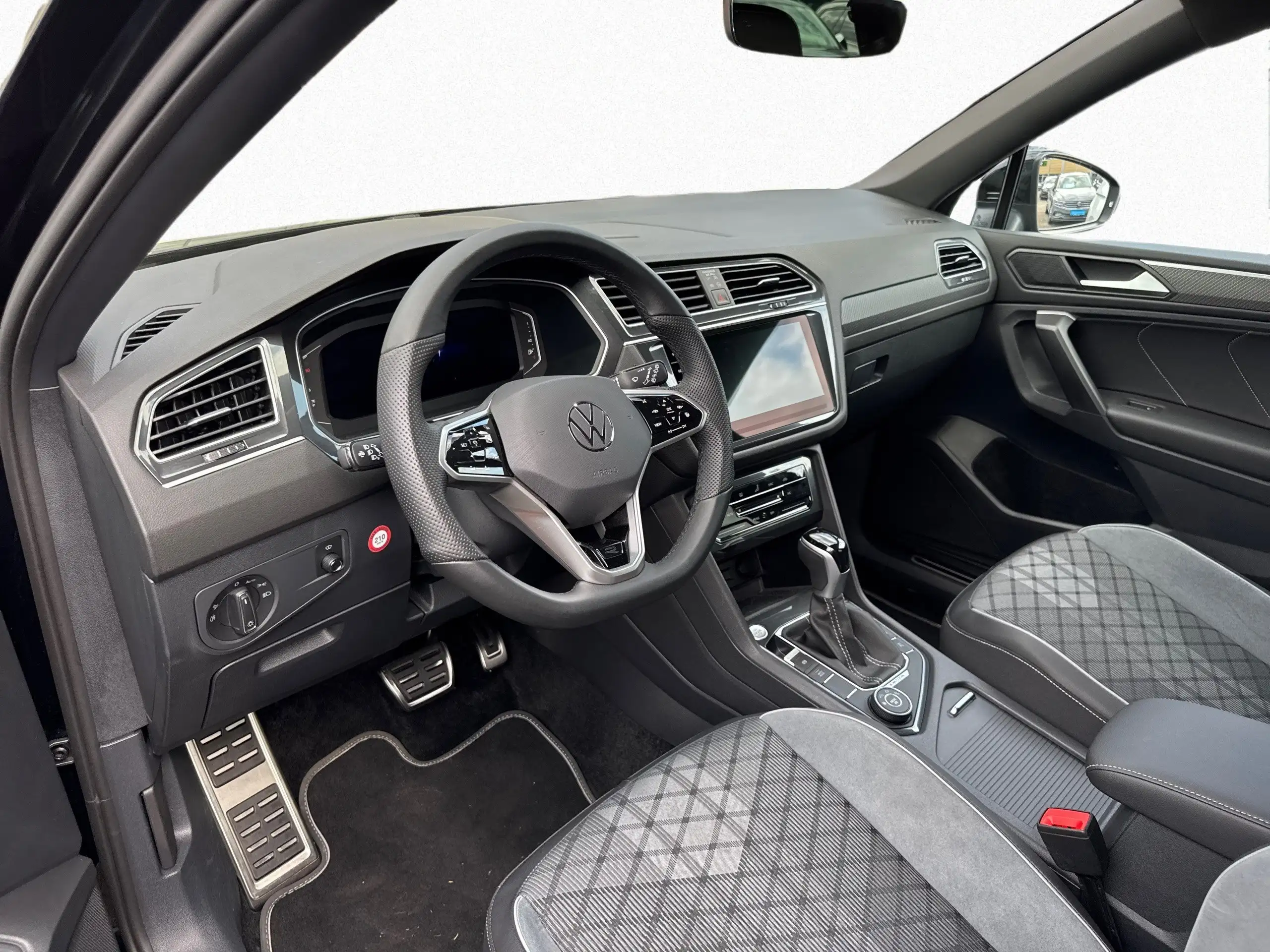 Volkswagen - Tiguan Allspace