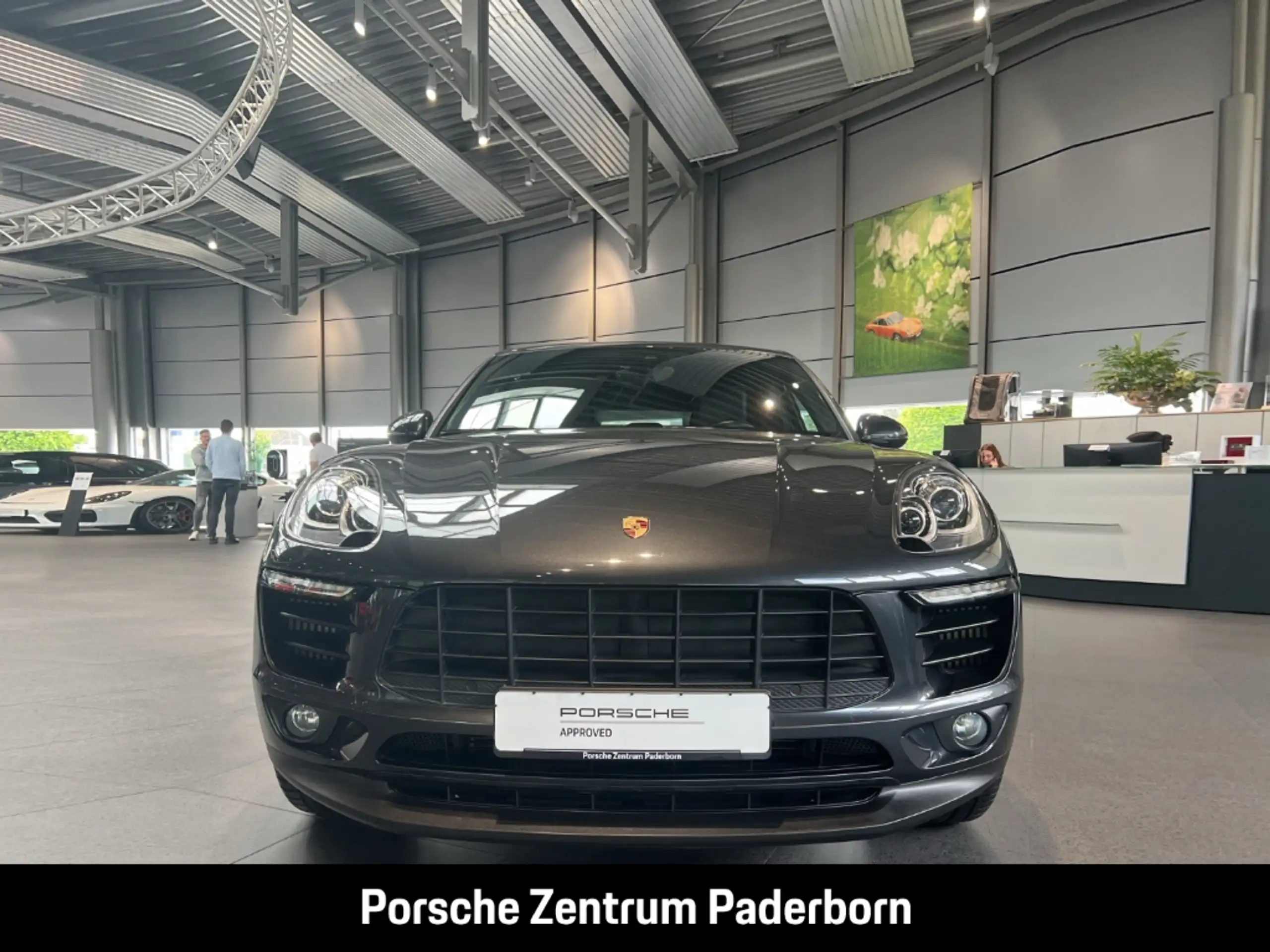 Porsche - Macan