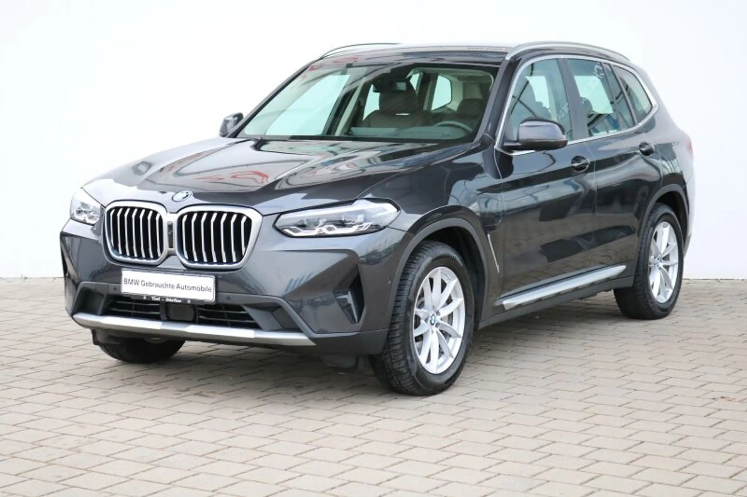 BMW - X3