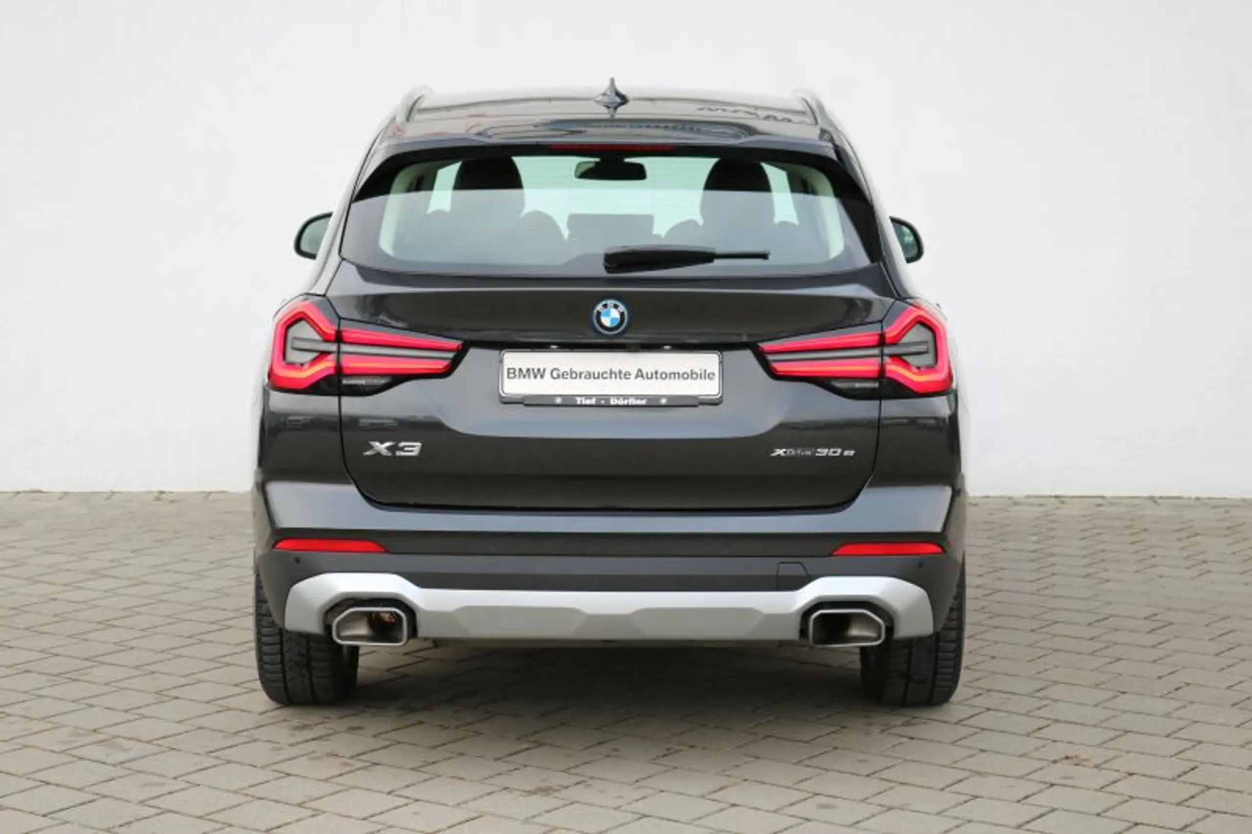 BMW - X3