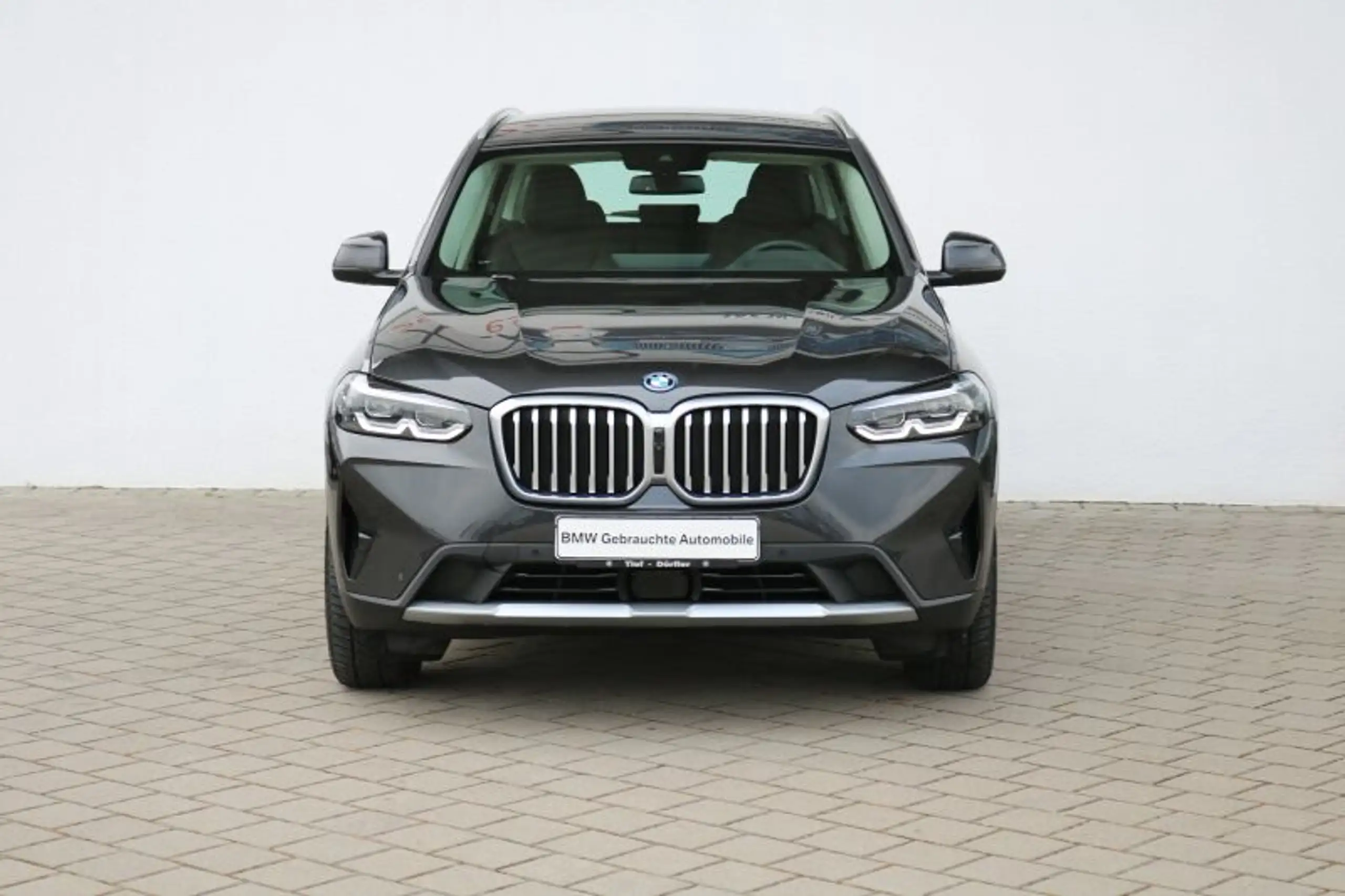 BMW - X3