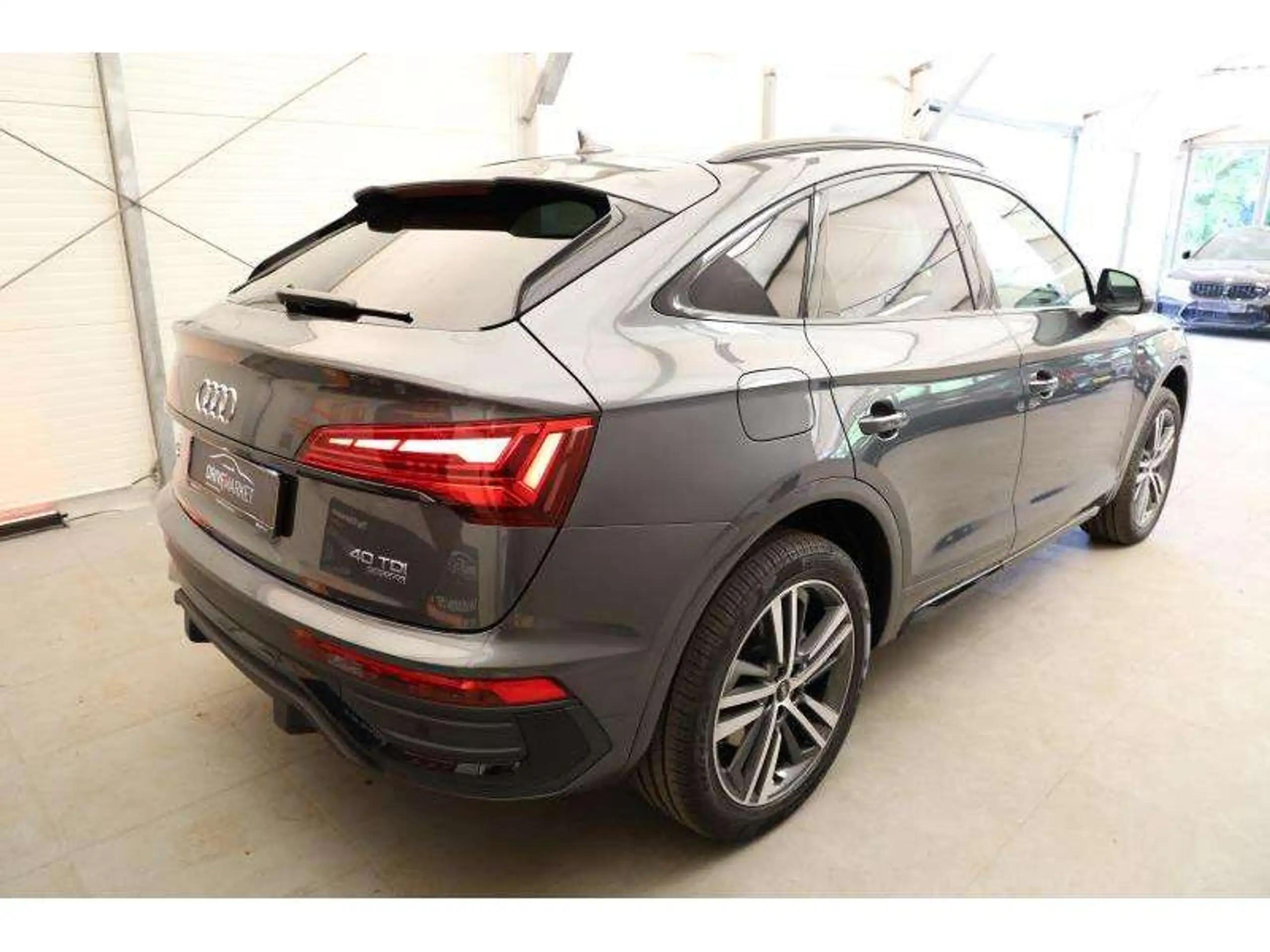 Audi - Q5