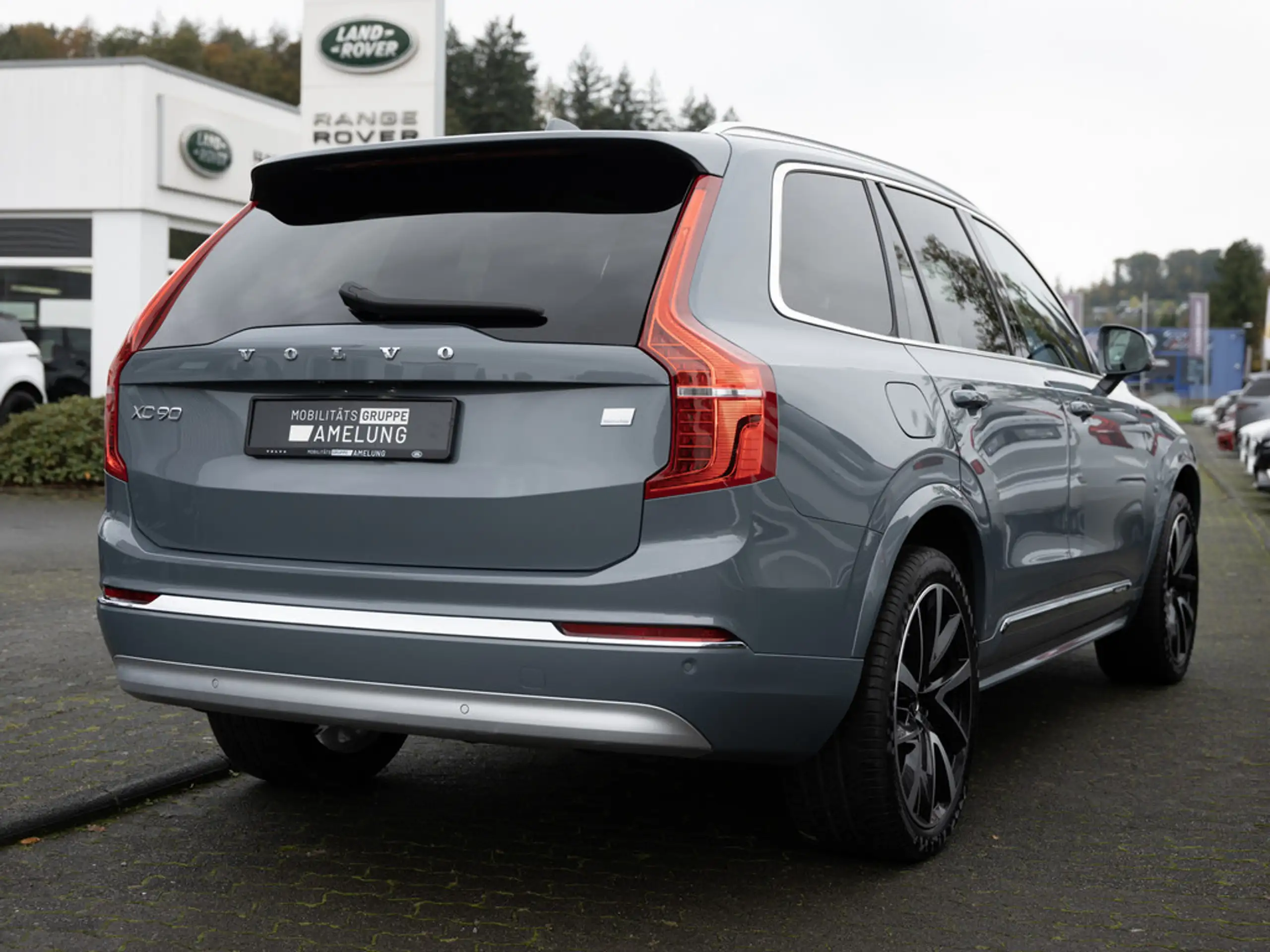 Volvo - XC90