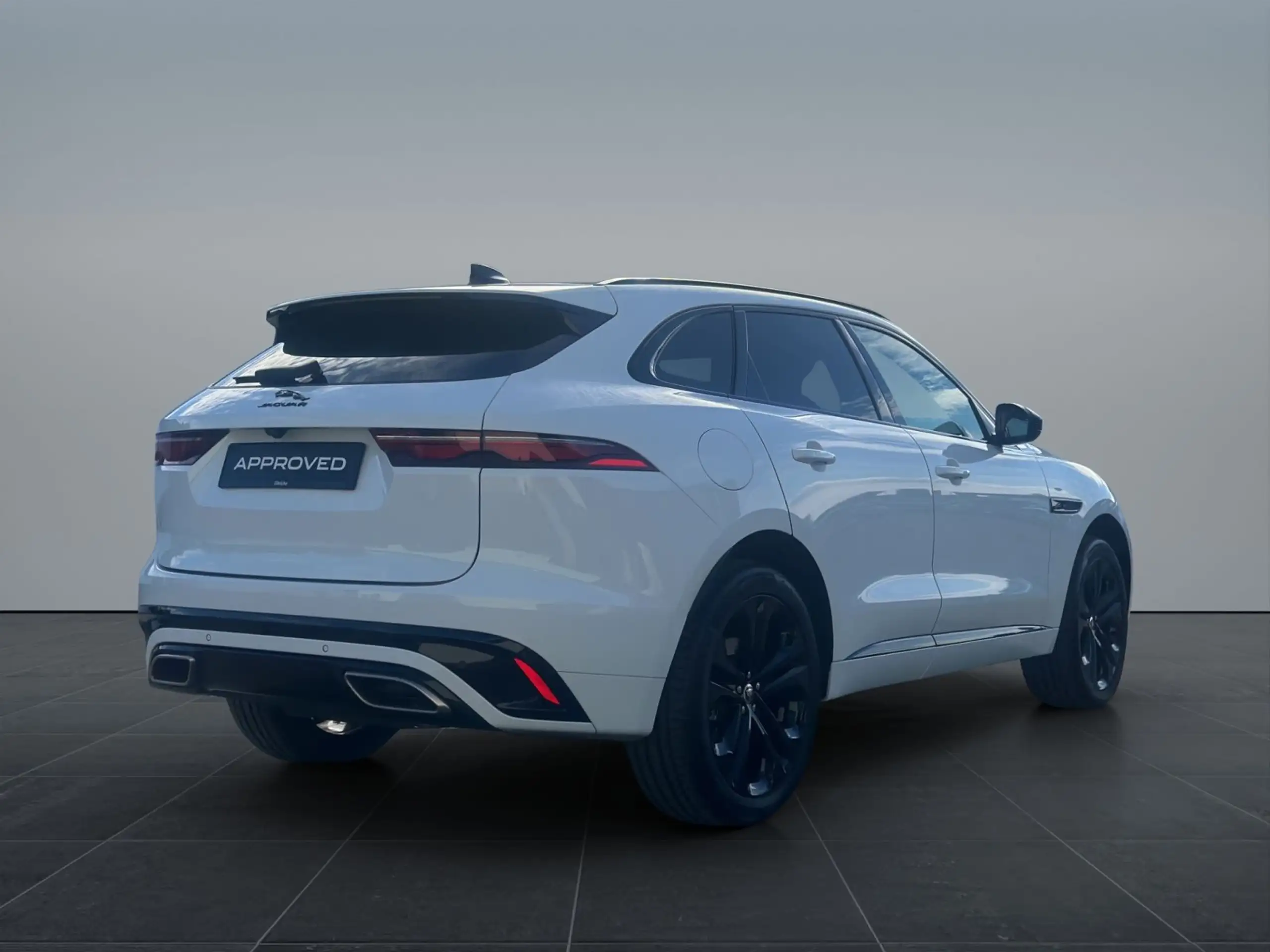 Jaguar - F-Pace