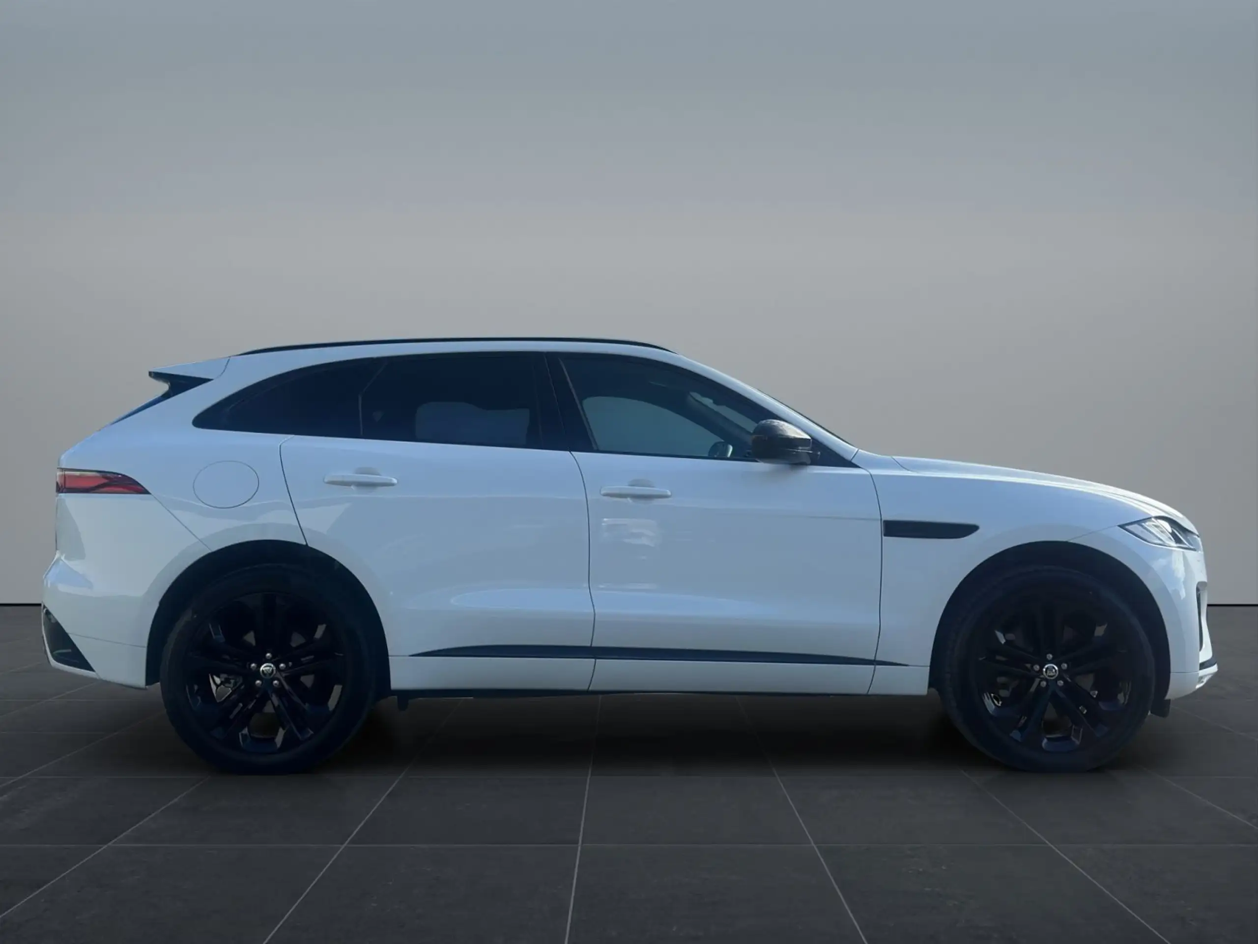 Jaguar - F-Pace