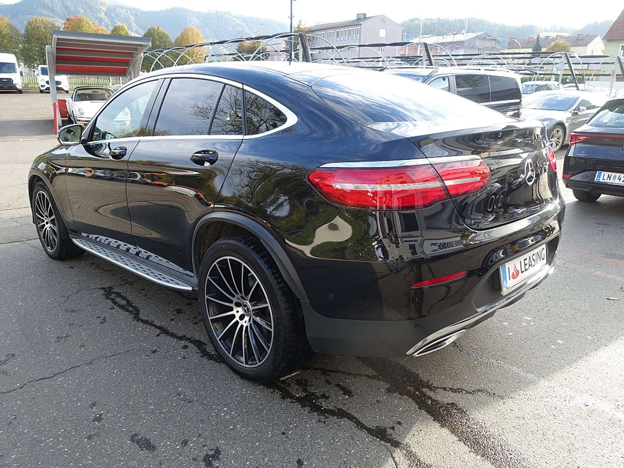 Mercedes-Benz - GLC 250