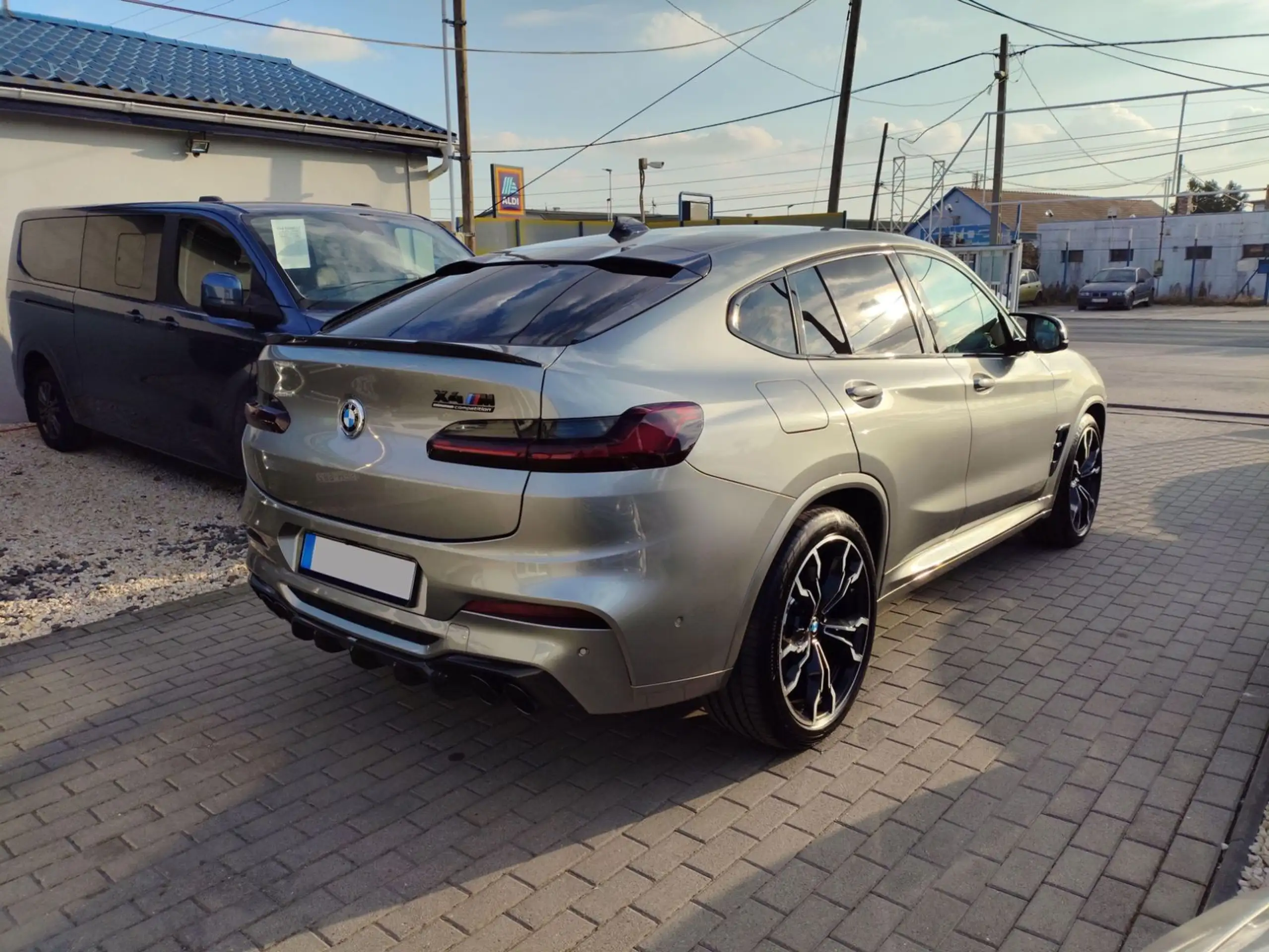 BMW - X4 M