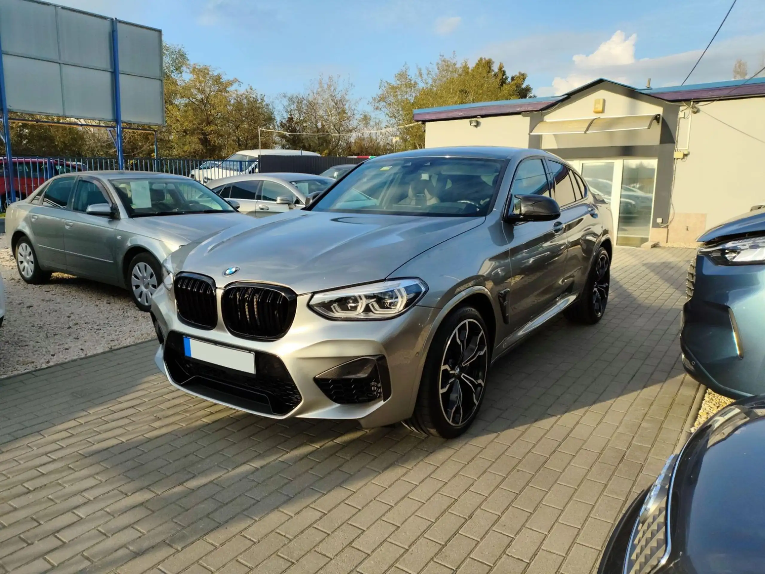 BMW - X4 M