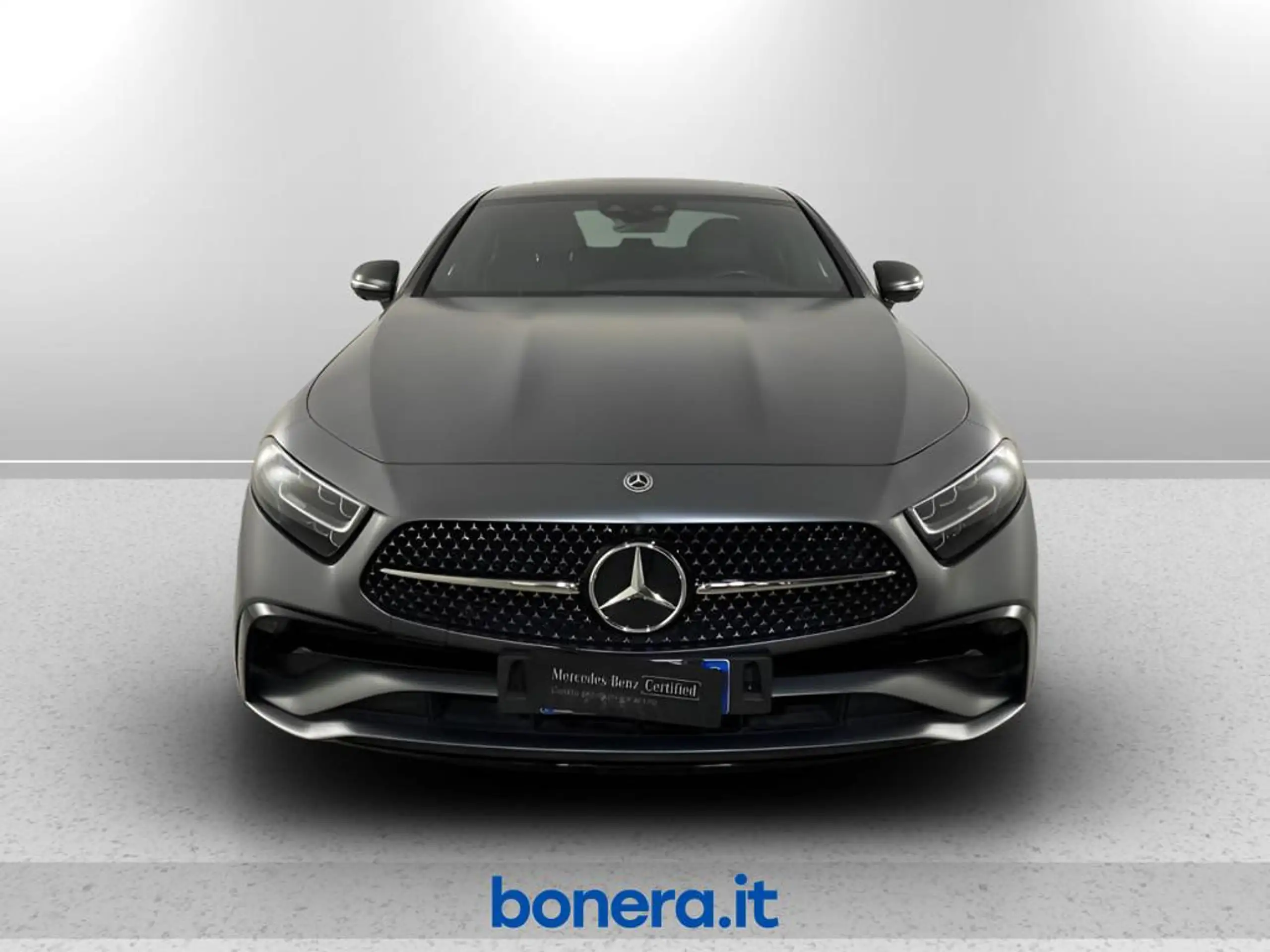 Mercedes-Benz - CLS