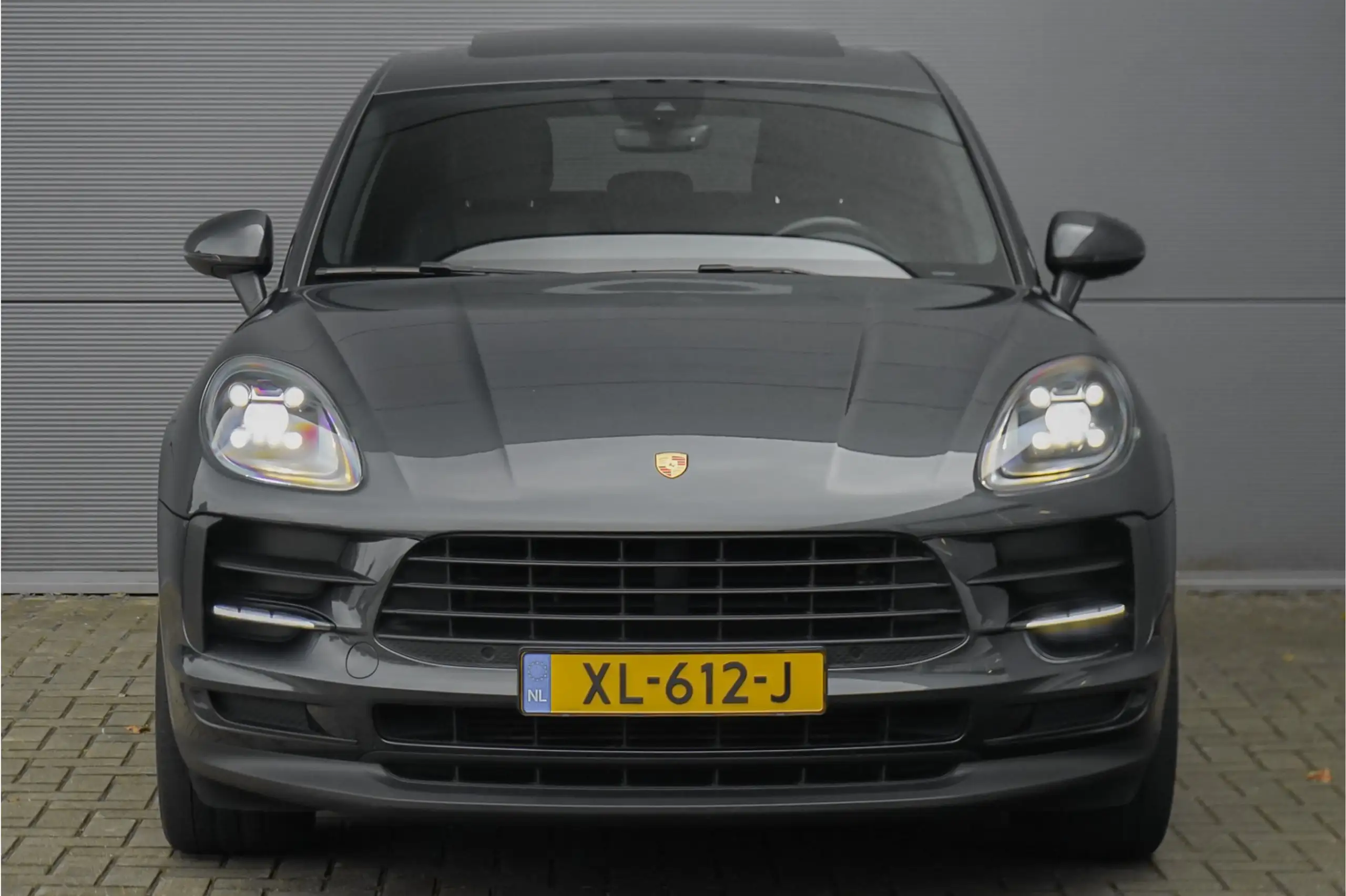 Porsche - Macan