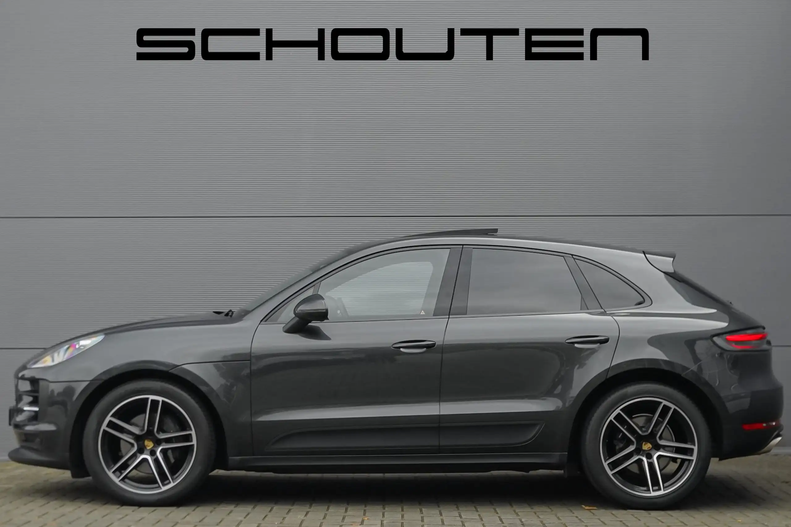 Porsche - Macan