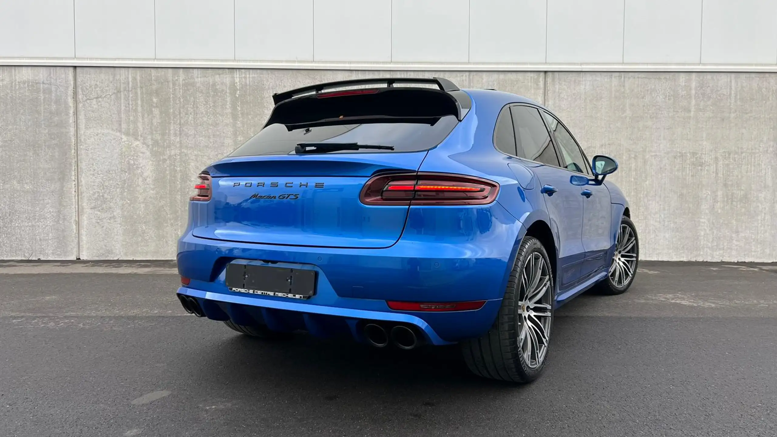 Porsche - Macan