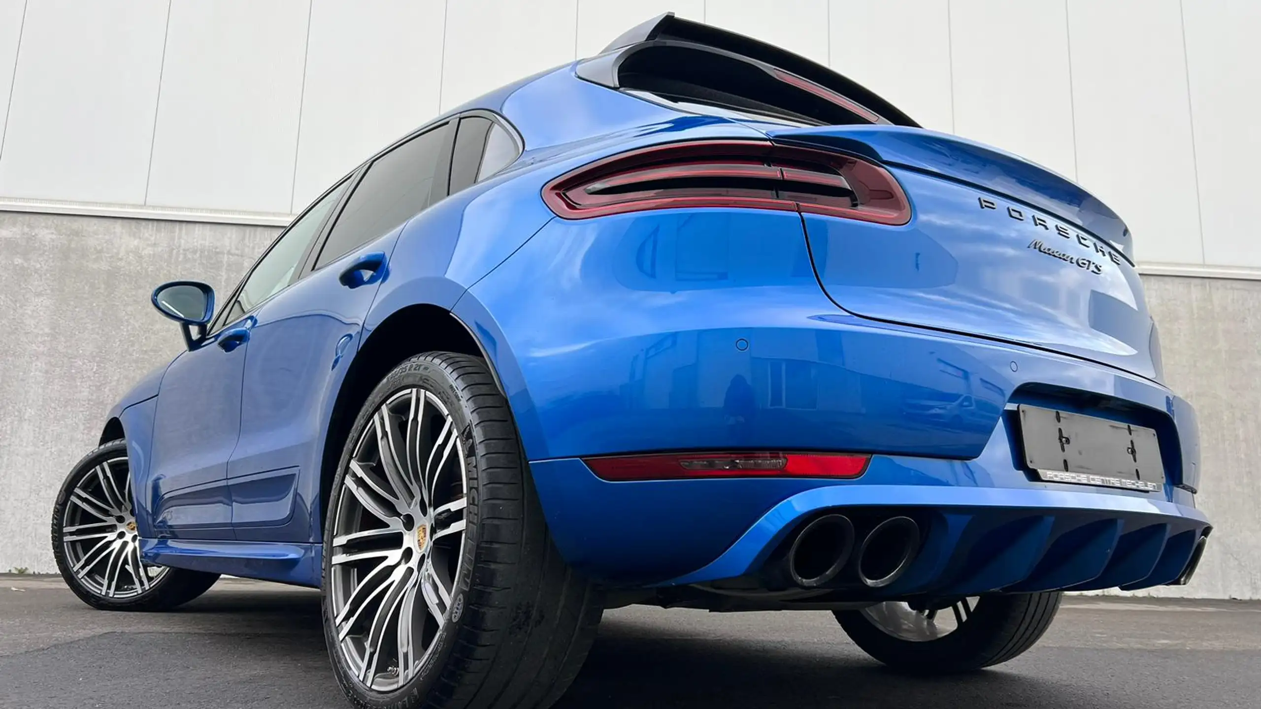 Porsche - Macan