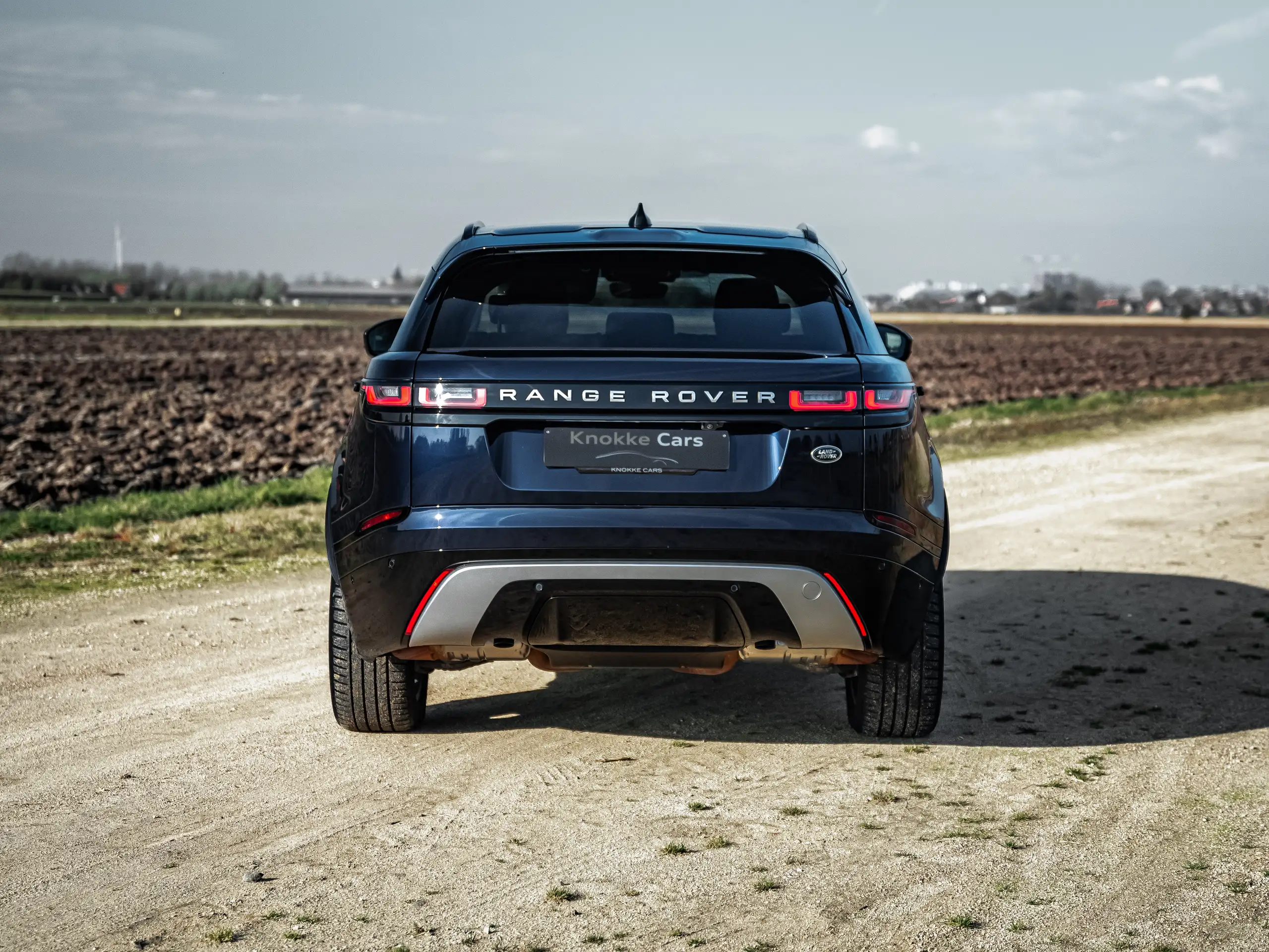 Land Rover - Range Rover Velar