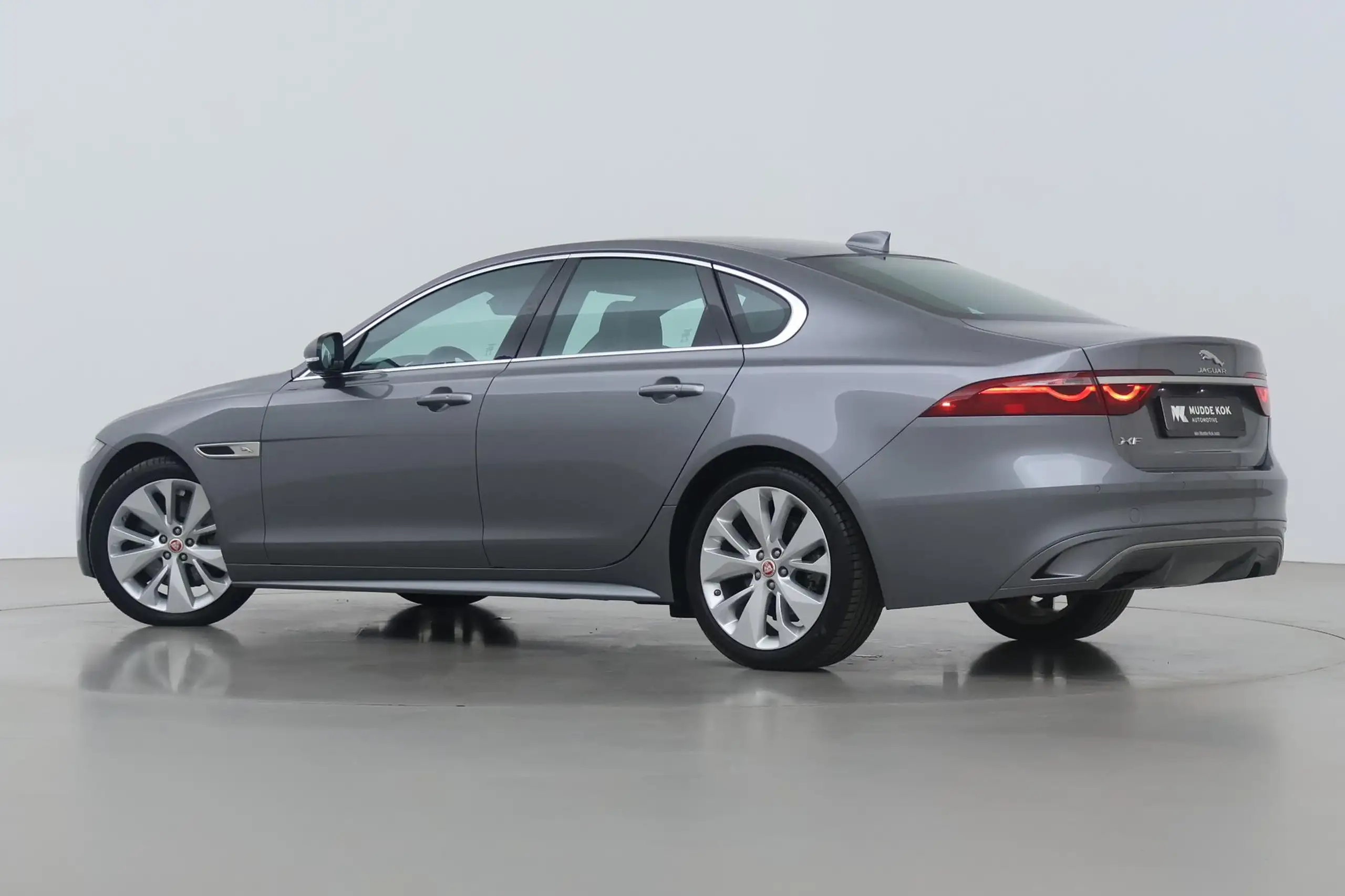 Jaguar - XF