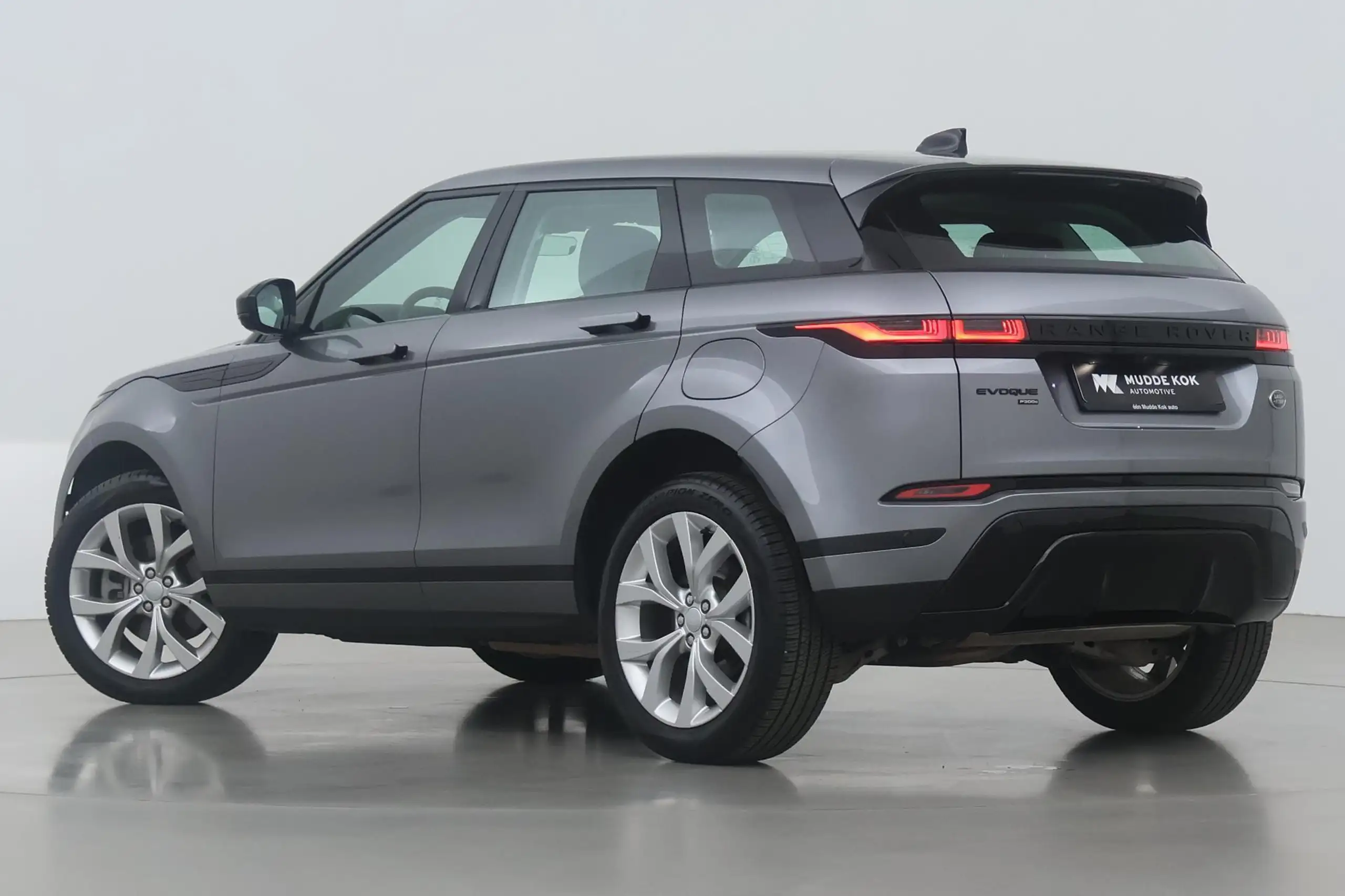 Land Rover - Range Rover Evoque