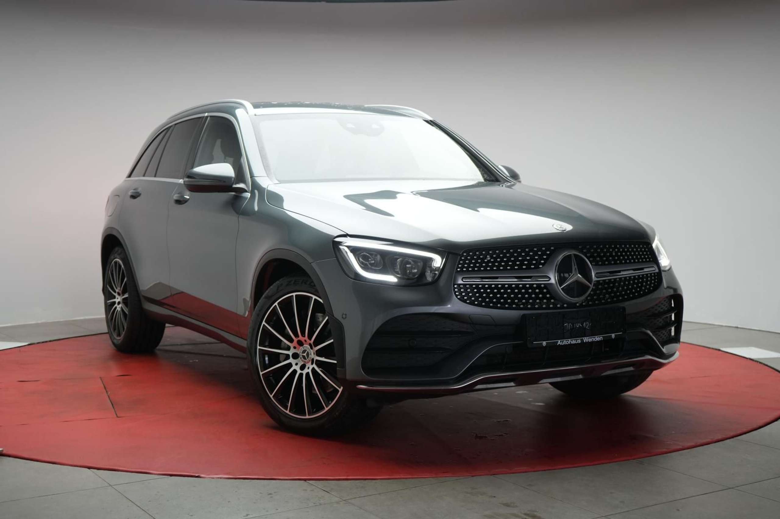 Mercedes-Benz GLC 300 2020