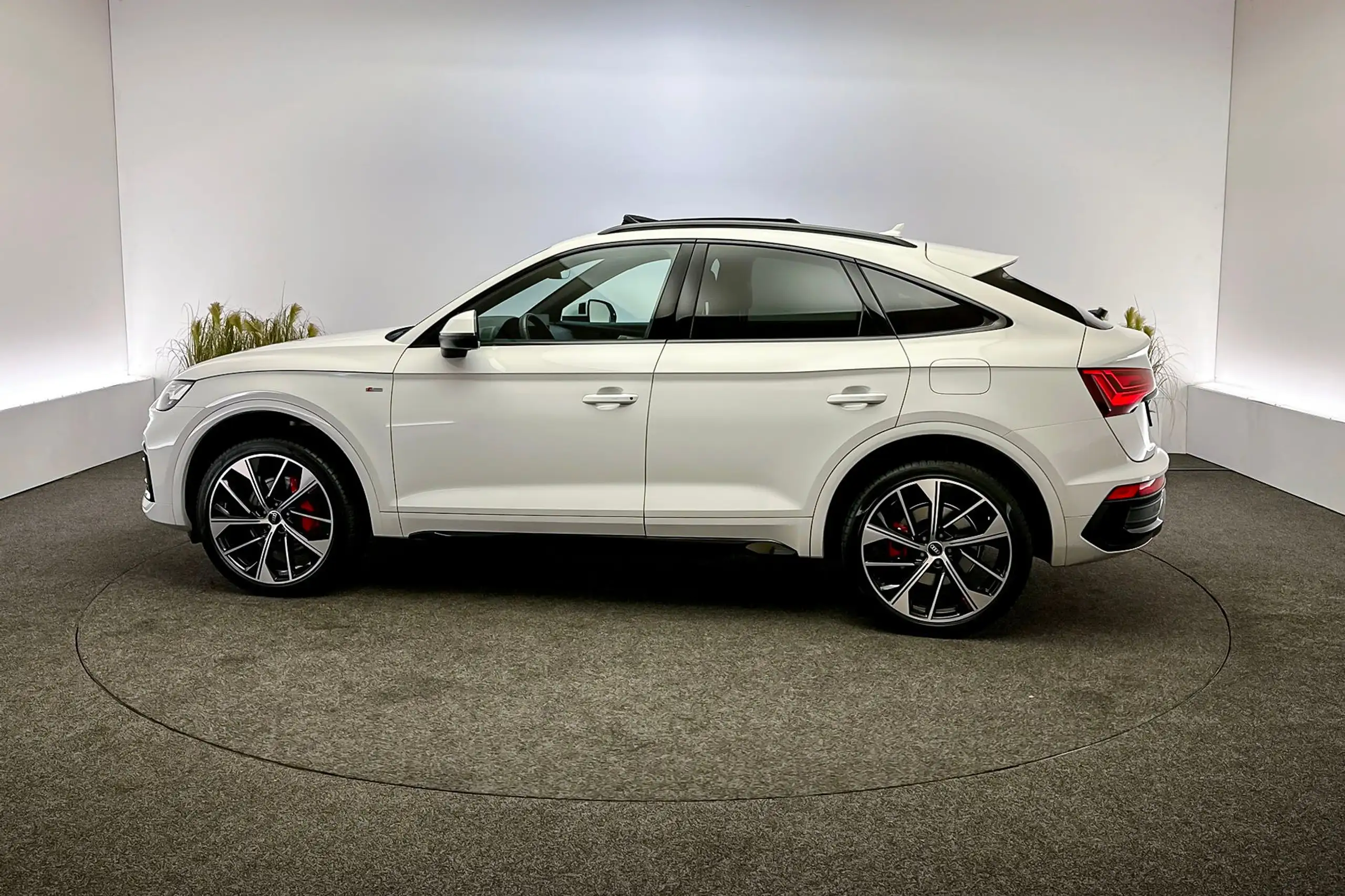 Audi - Q5