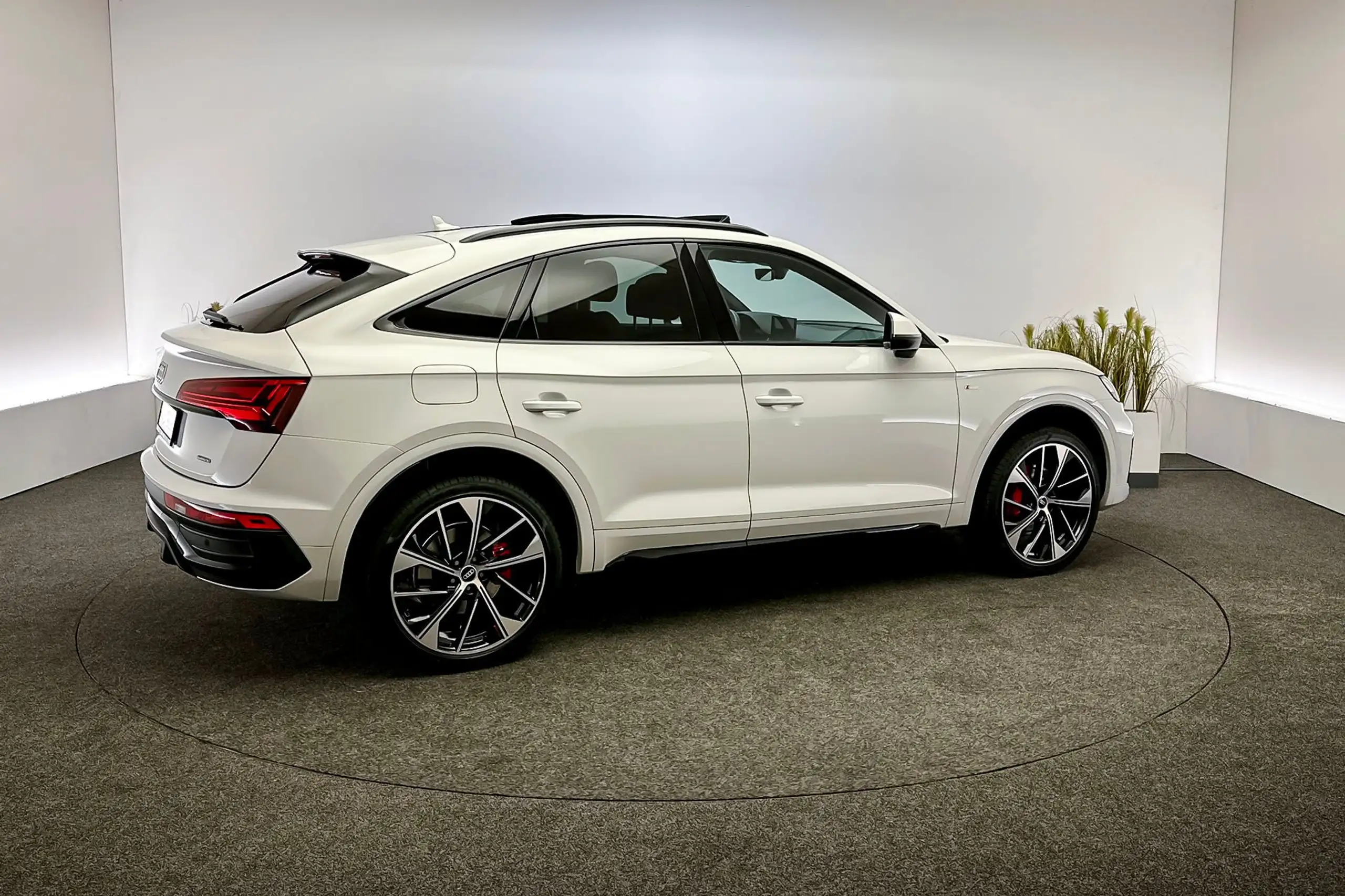 Audi - Q5