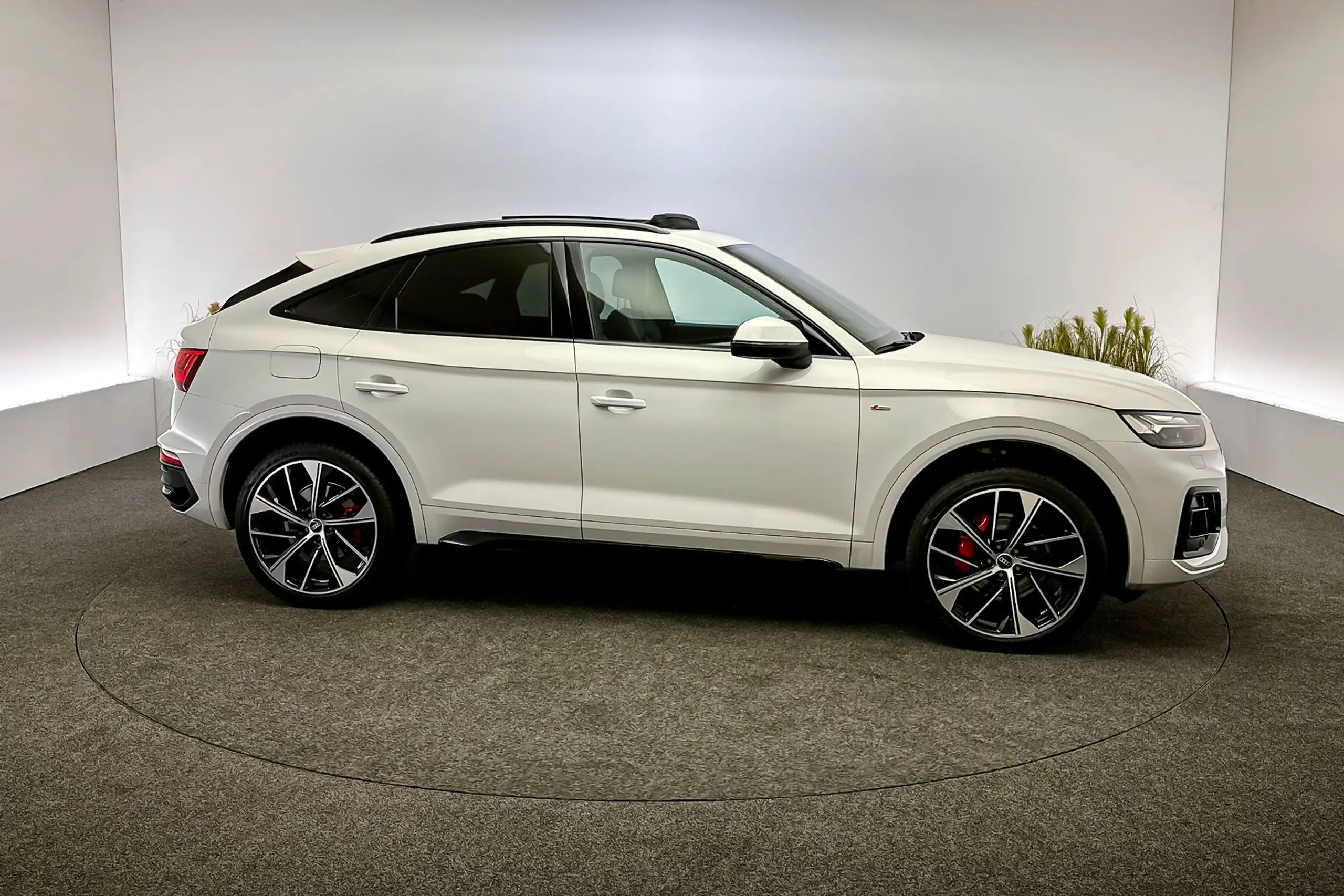 Audi - Q5