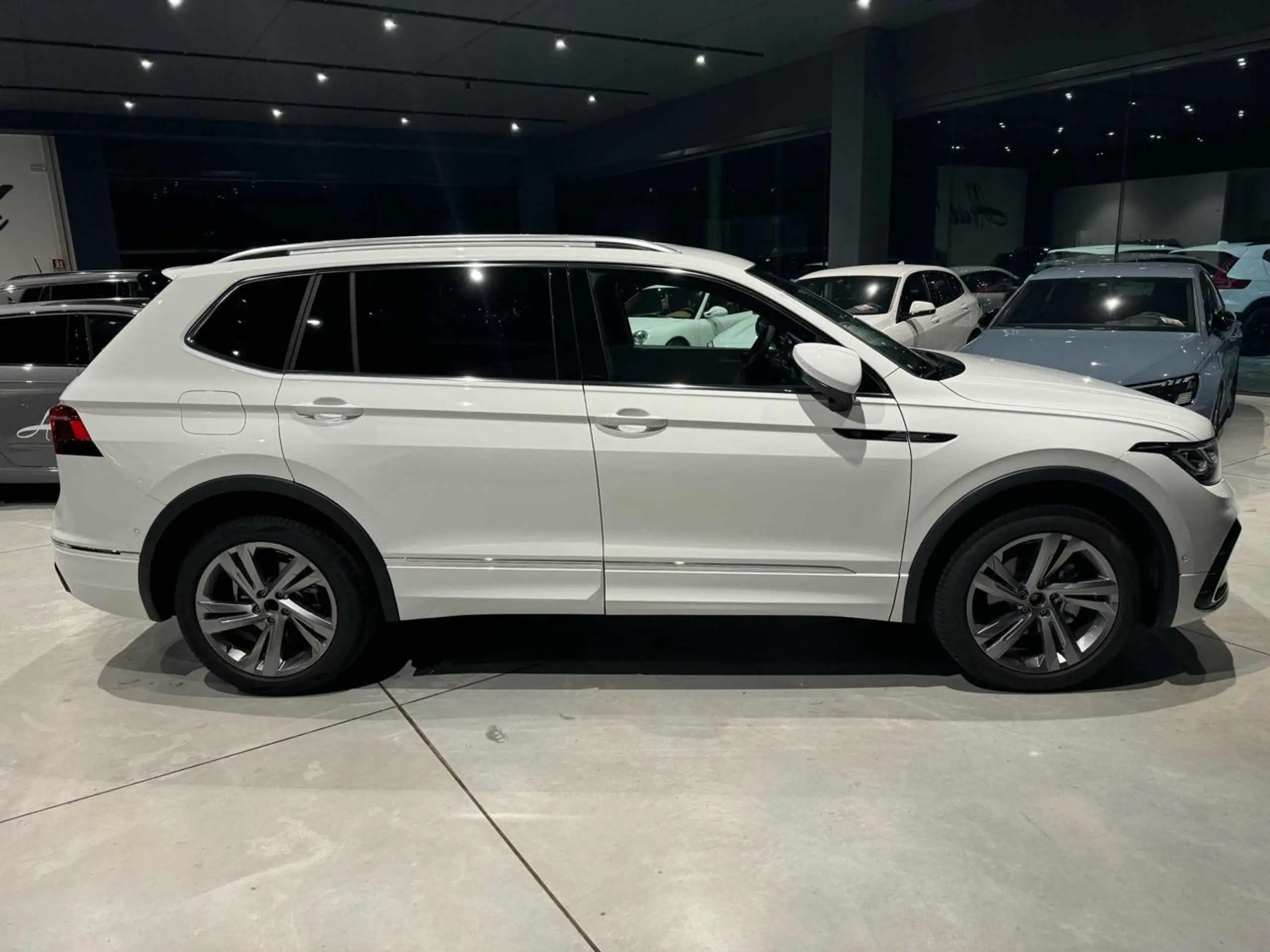 Volkswagen - Tiguan Allspace