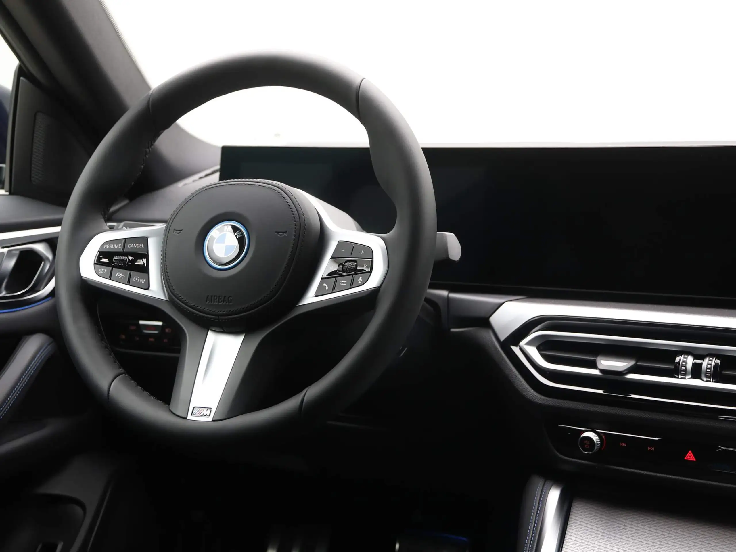 BMW - i4